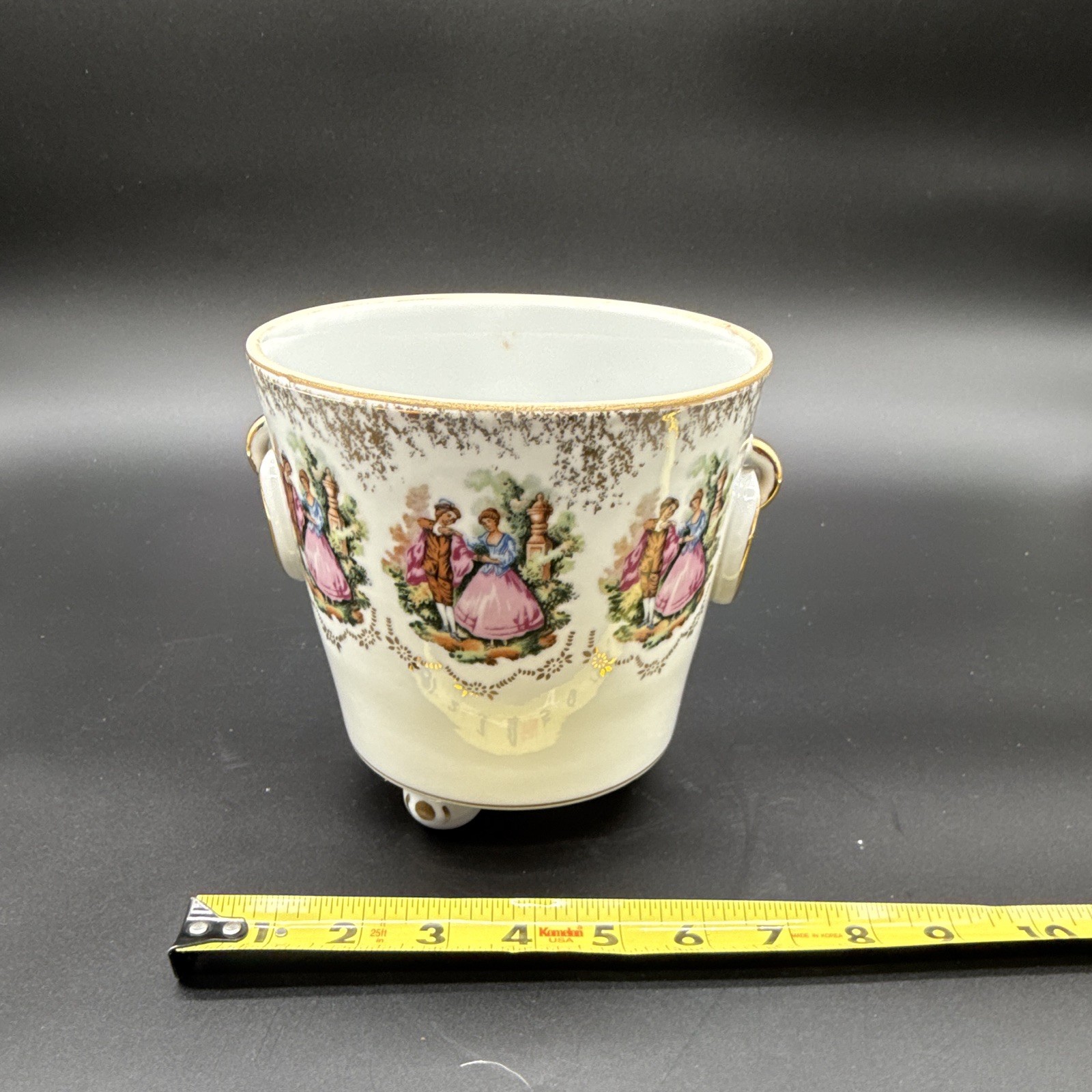 Japan White Ceramic Footed Bowl Gold Ring Handles Courting Couple 5in