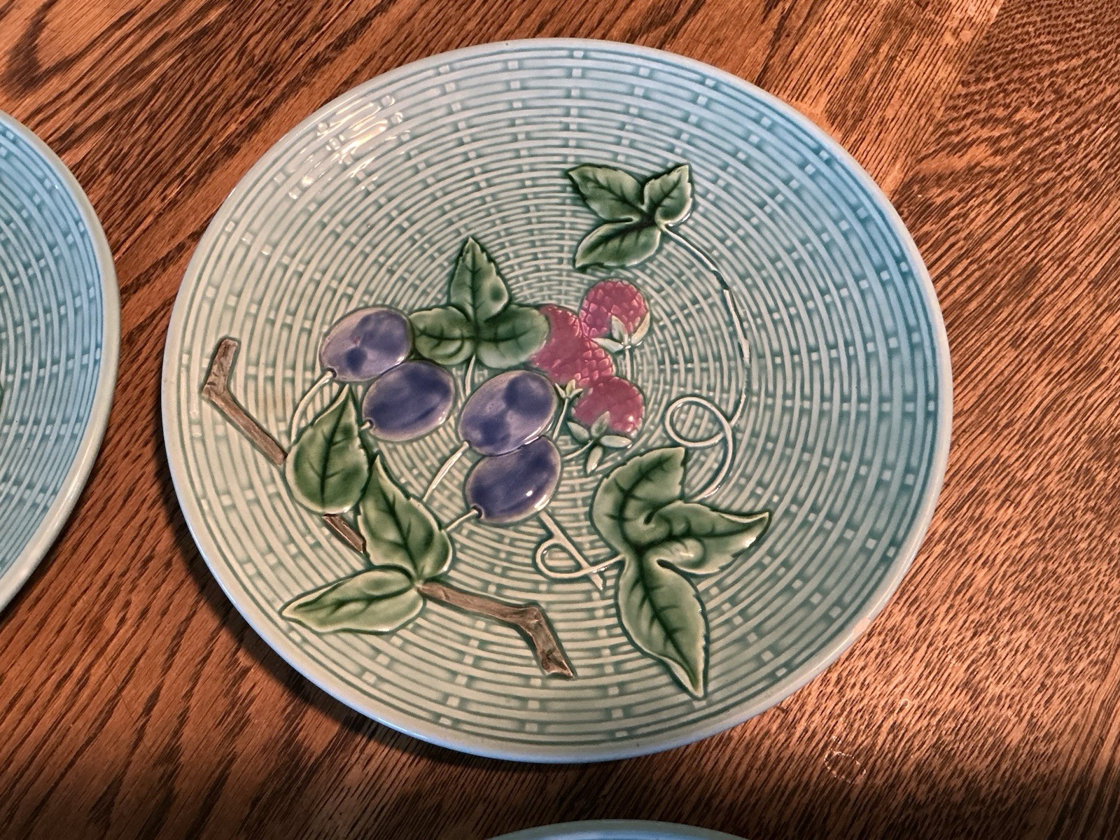 SET Of SIX Majolica Plates Teal Aqua Raspberry Plumb 2230 B Germany Weave 7.75”