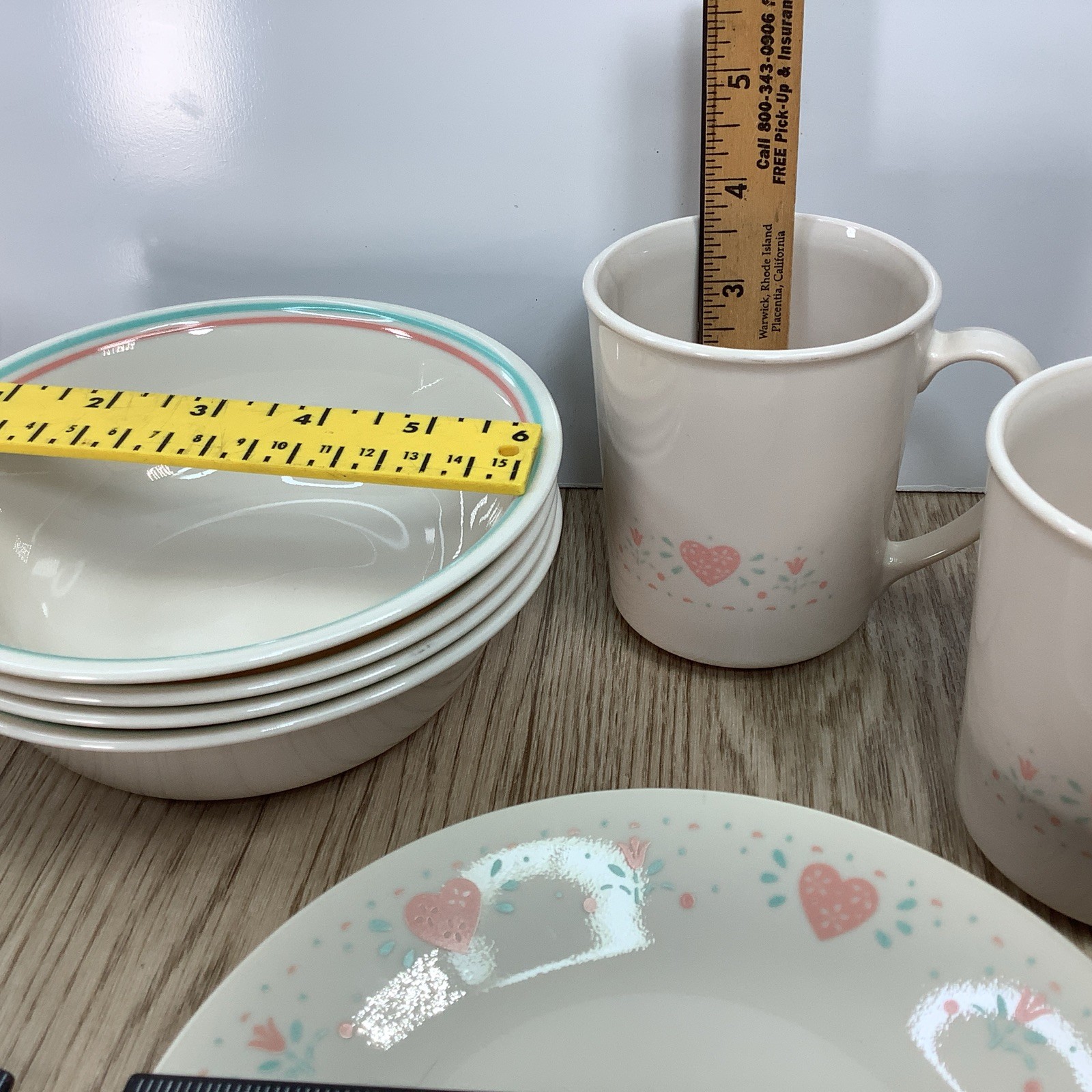 Corelle Forever Yours 18 Pc Dinnerware Set (Service for 4) PLUS 2 Extra Plates
