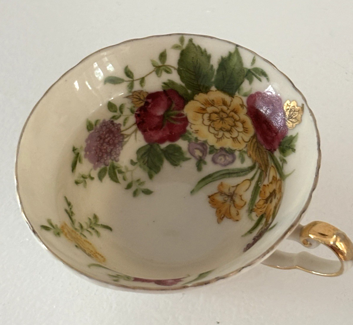 Vintage hand painted porcelain Made In Occupied Japan Tea Cup Floral Pattern