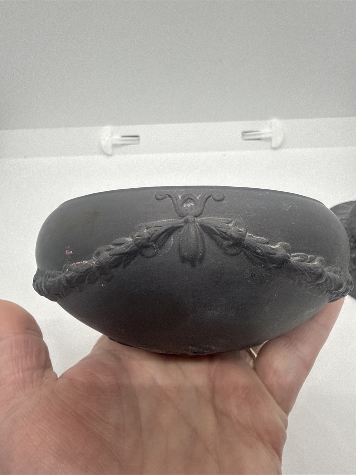 Antique English Black Basalt Porcelain Neoclassical Sugar Bowl Pot Lid (Flaws)
