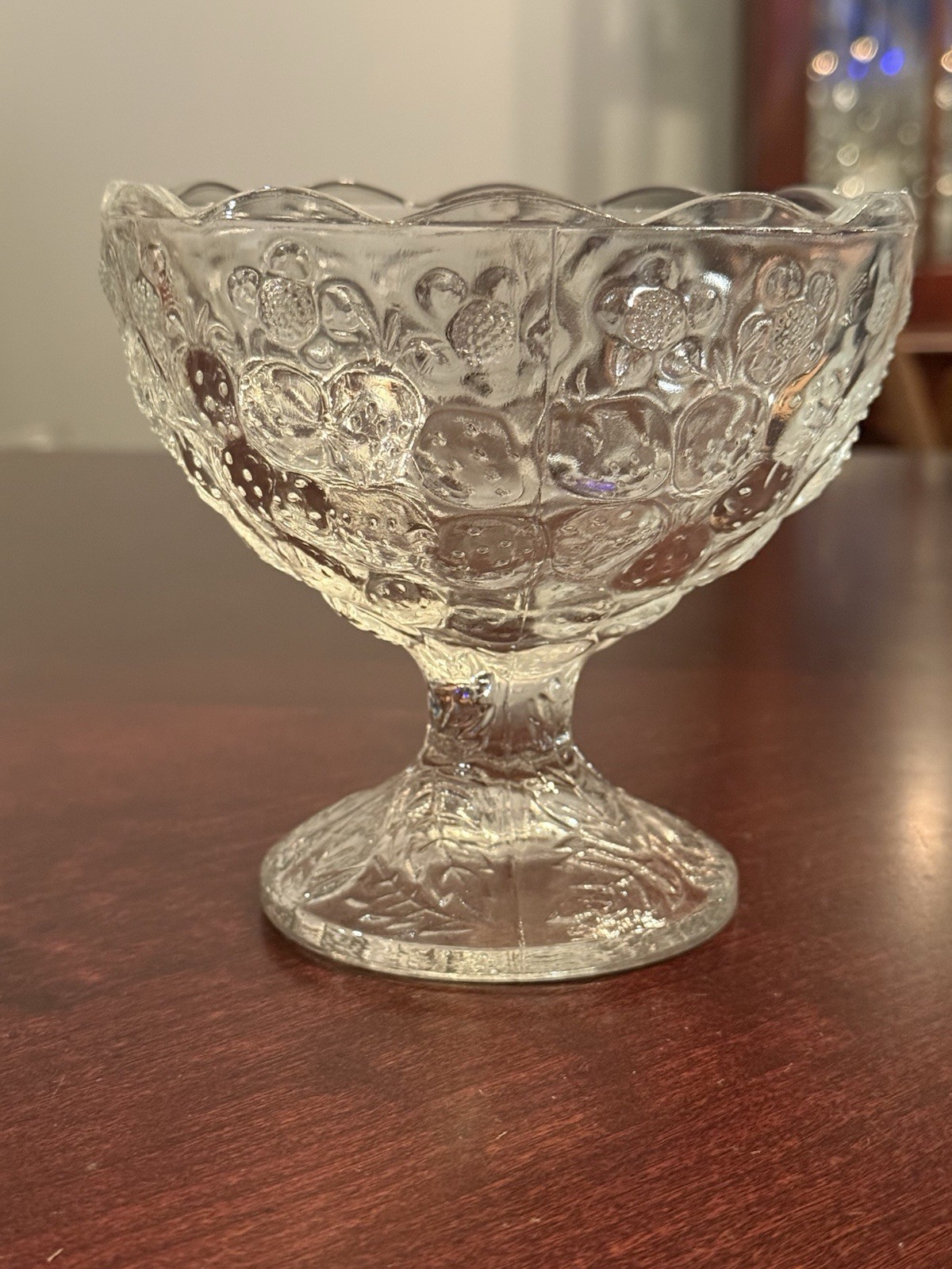 Vintage Clear Pressed Glass Strawberry Pattern Pedestal Or Compote Bowl