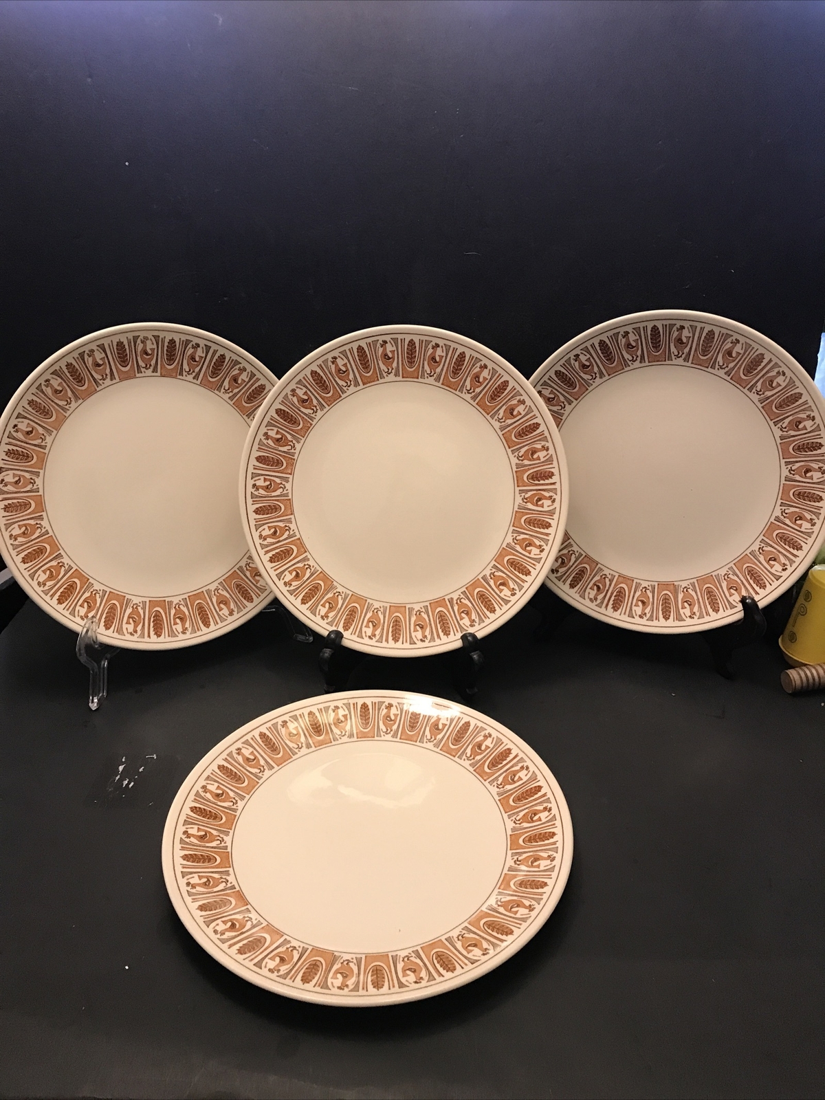 TAYLOR SMITH TAYLOR CHICKEN AND RICE DINNER PLATE TAYLORSTONE WHEAT BROWN Set 4