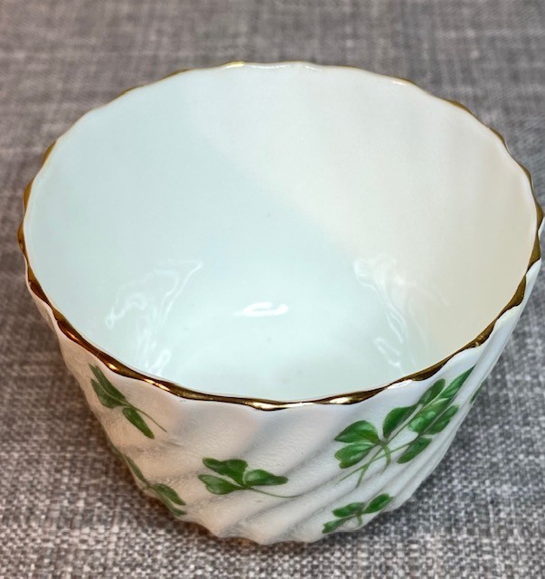 2 pc AYNSLEY England Cream & Sugar Set Bone China Green Clover Motif Gold Trim