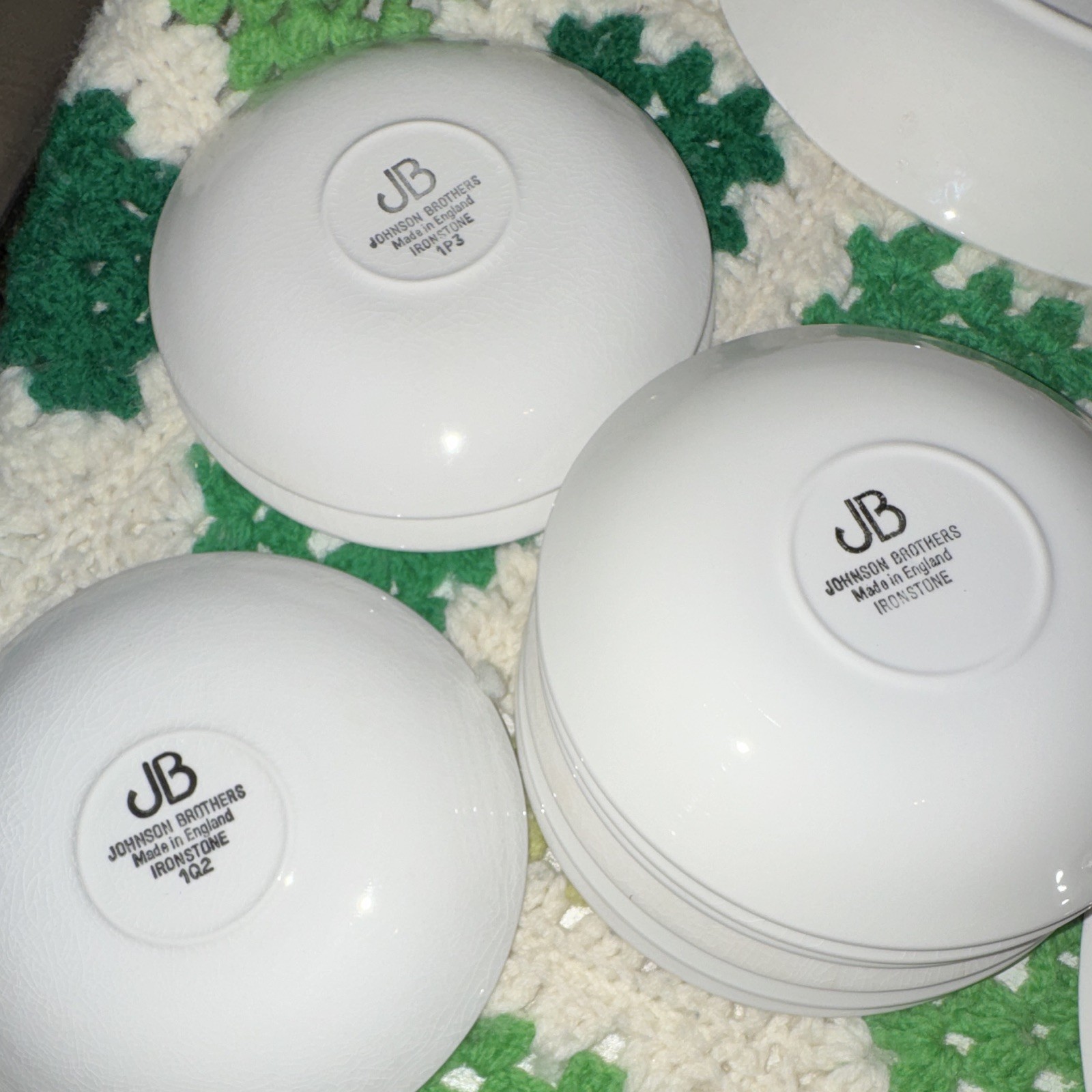 Johnson Brothers White Solid Ironstone Dinner Set Platter Plates Bowls England