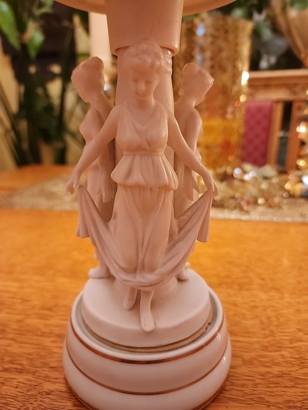 ARDALT Neoclassical Porcelain Center Piece 7371 Lenwile China Japan 10″ Tall