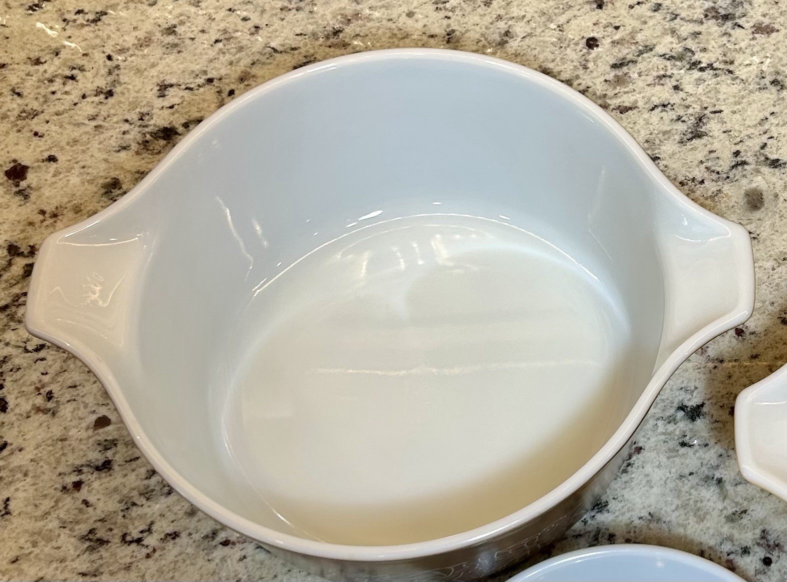 Set of 3 Pyrex Woodland Casserole Dish 475-B, 474-B, 473-B, w/Original Lids.
