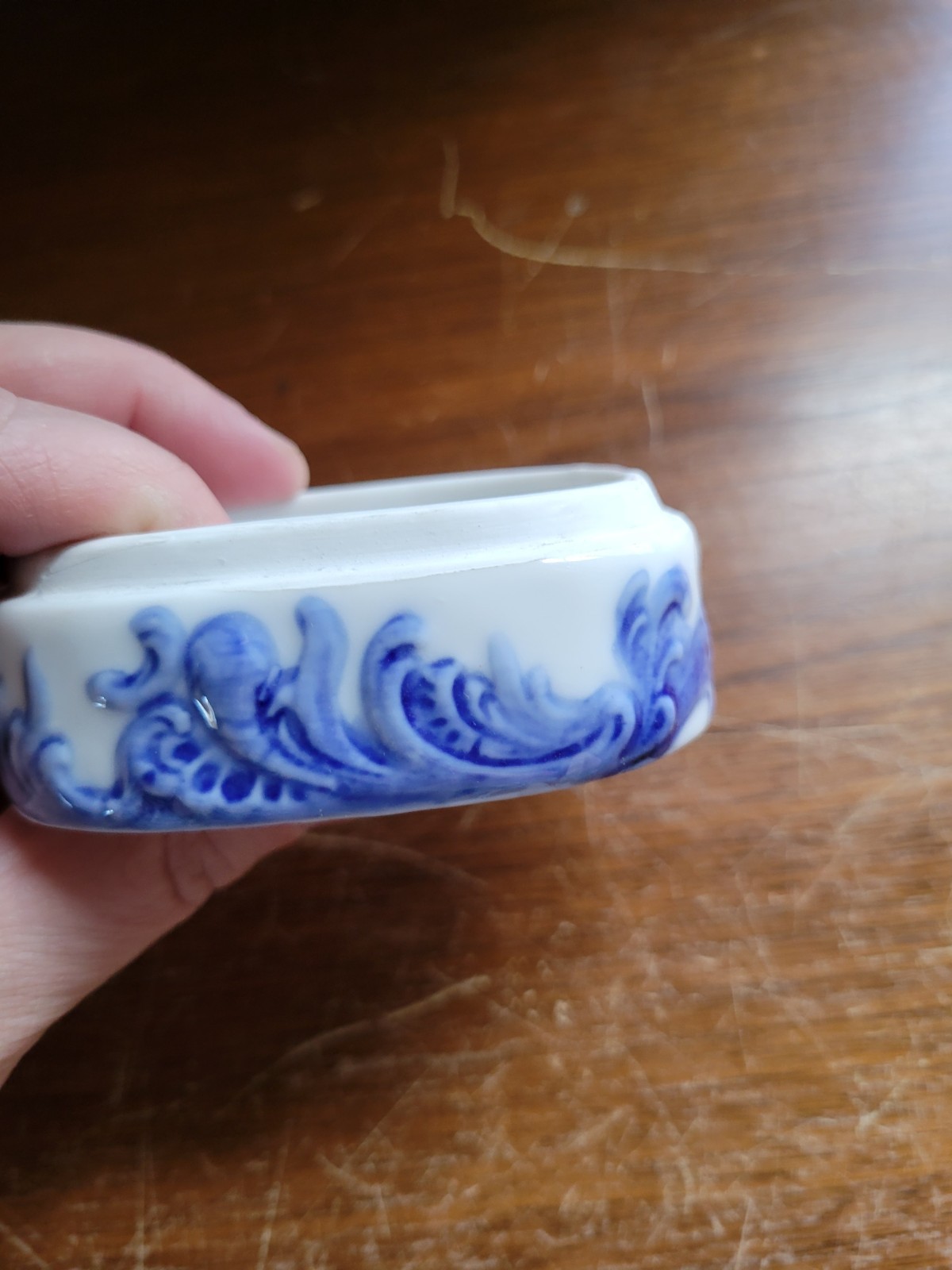 Delft Style Ceramic Trinket Box & Lid Handpainted Blue Holland Windmill 955