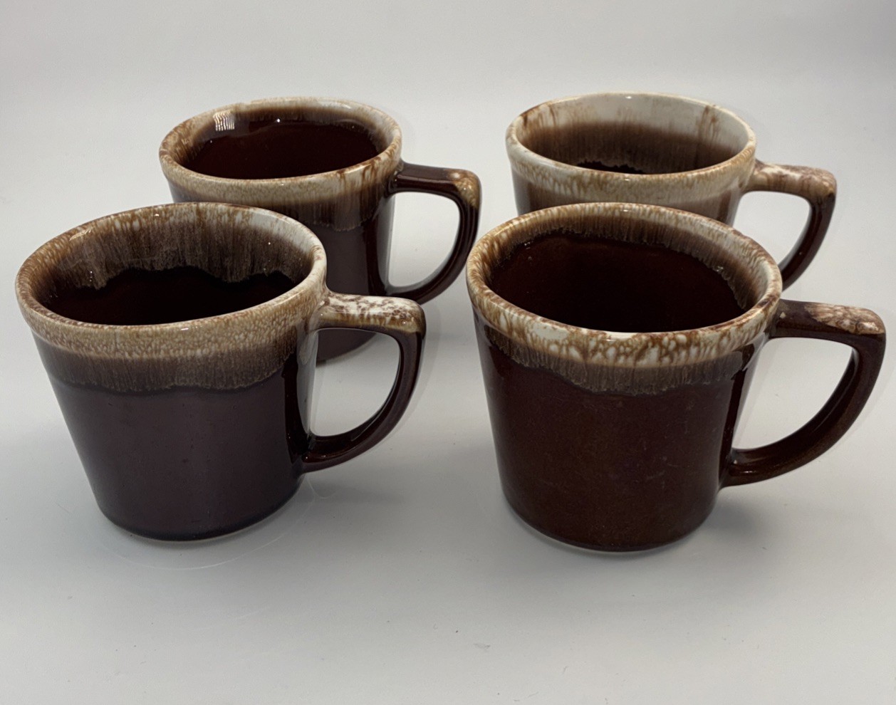 VTG McCoy Brown Drip Glaze Coffee Cups Set Of 4 ( 3.25×3.25) 8 oz