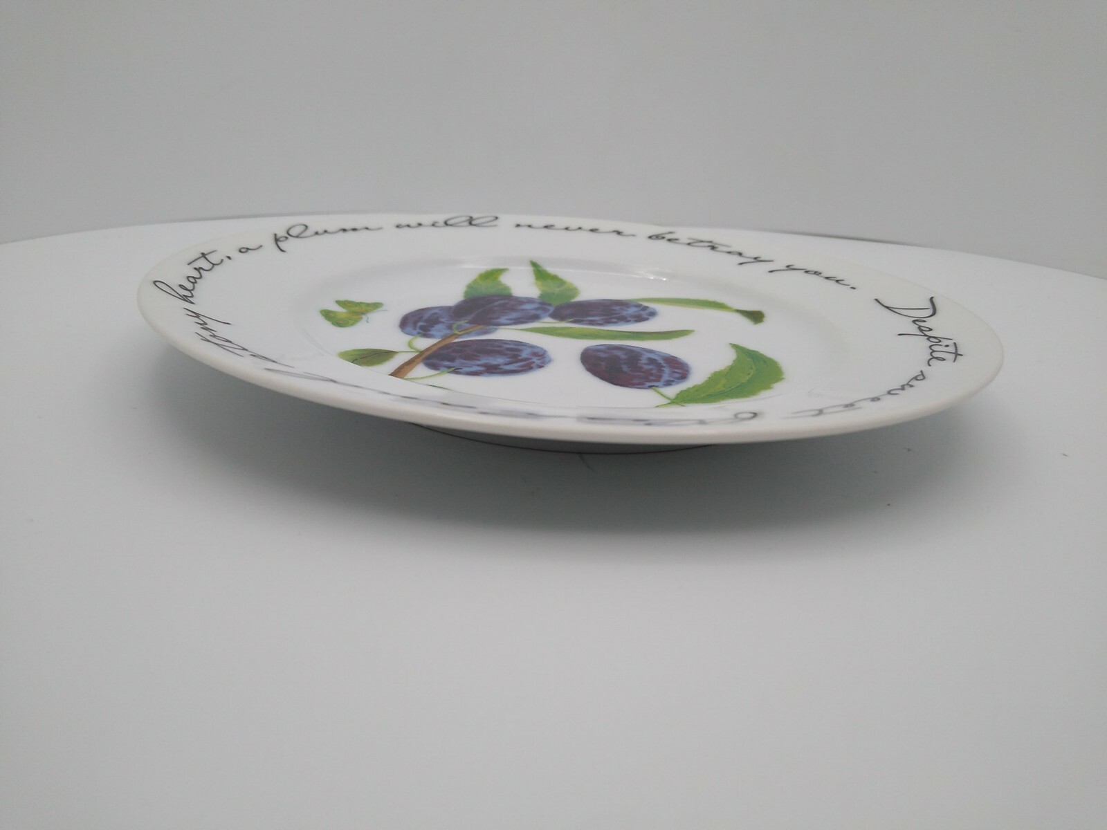 Williams – Sonoma Orchard Suite Plum – Luncheon / Dessert Plate