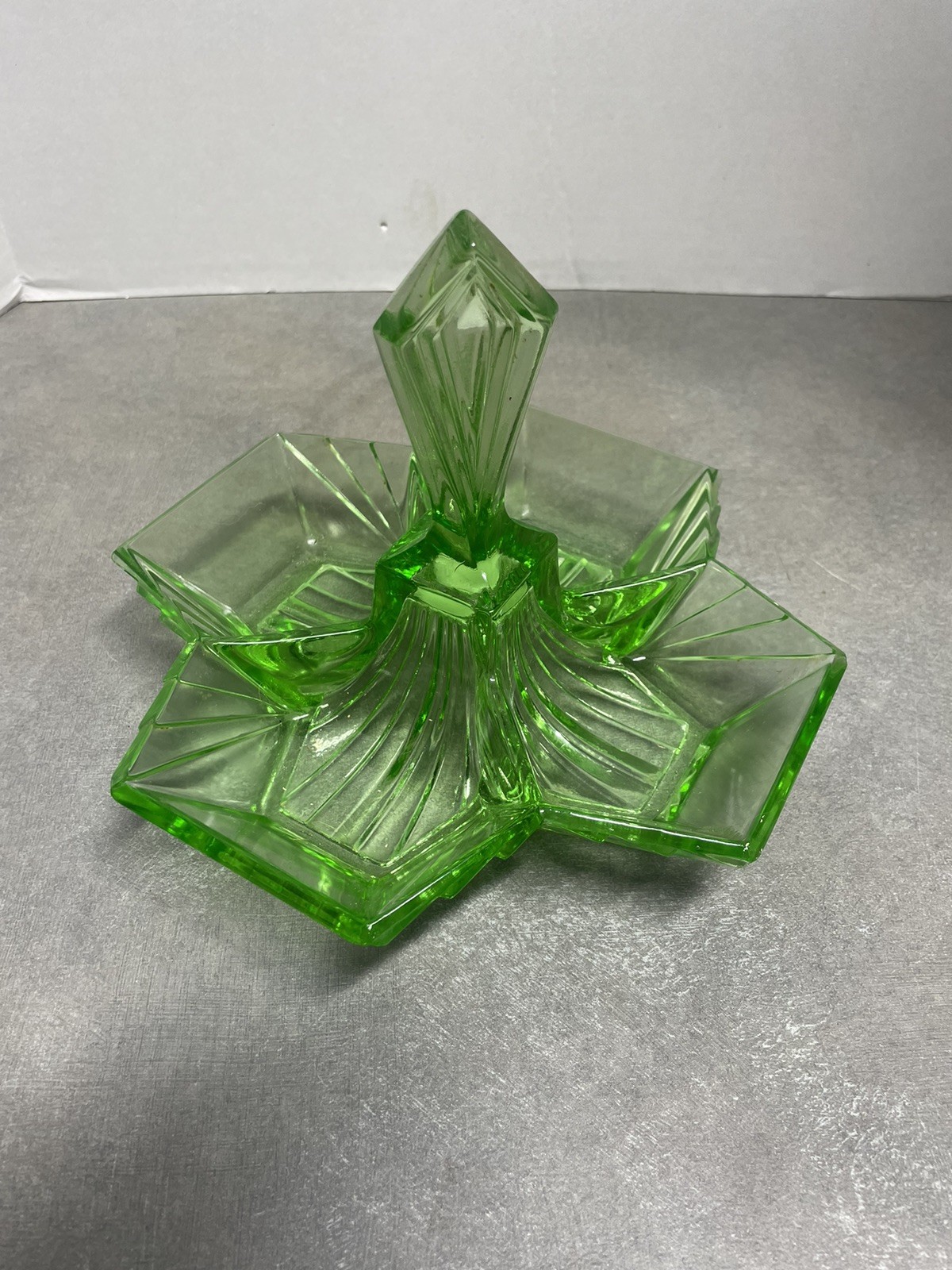 Vintage Indiana Glass Pyramid Relish Tray 4 Sections Art Deco Depression Uranium