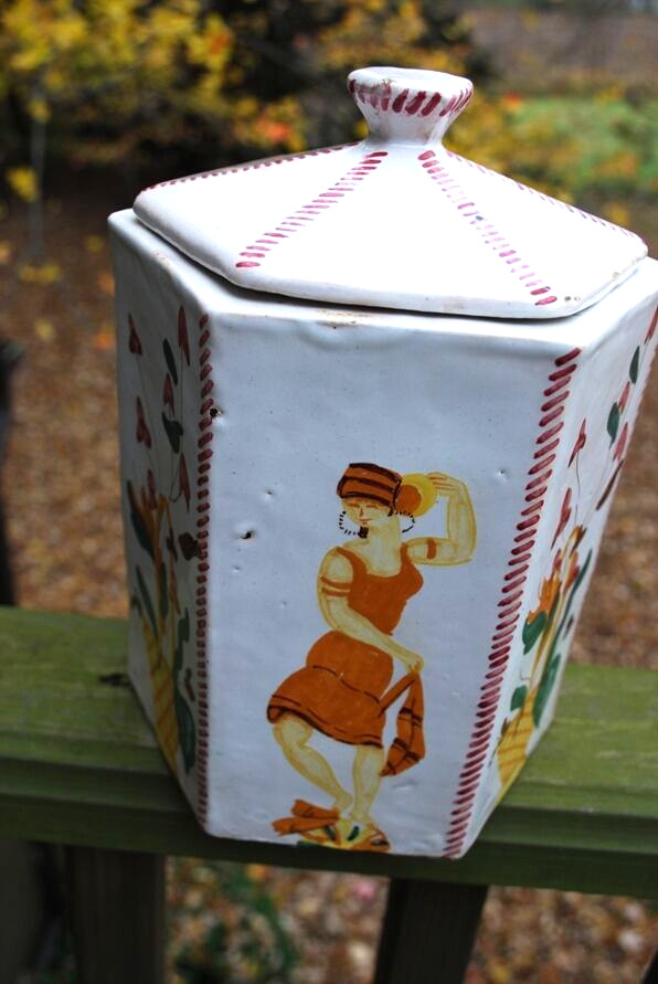 Vintage ITALY Hexagonal BISCUIT/ COOKIE JAR Hand Painted Art Pottery MUSICIANS