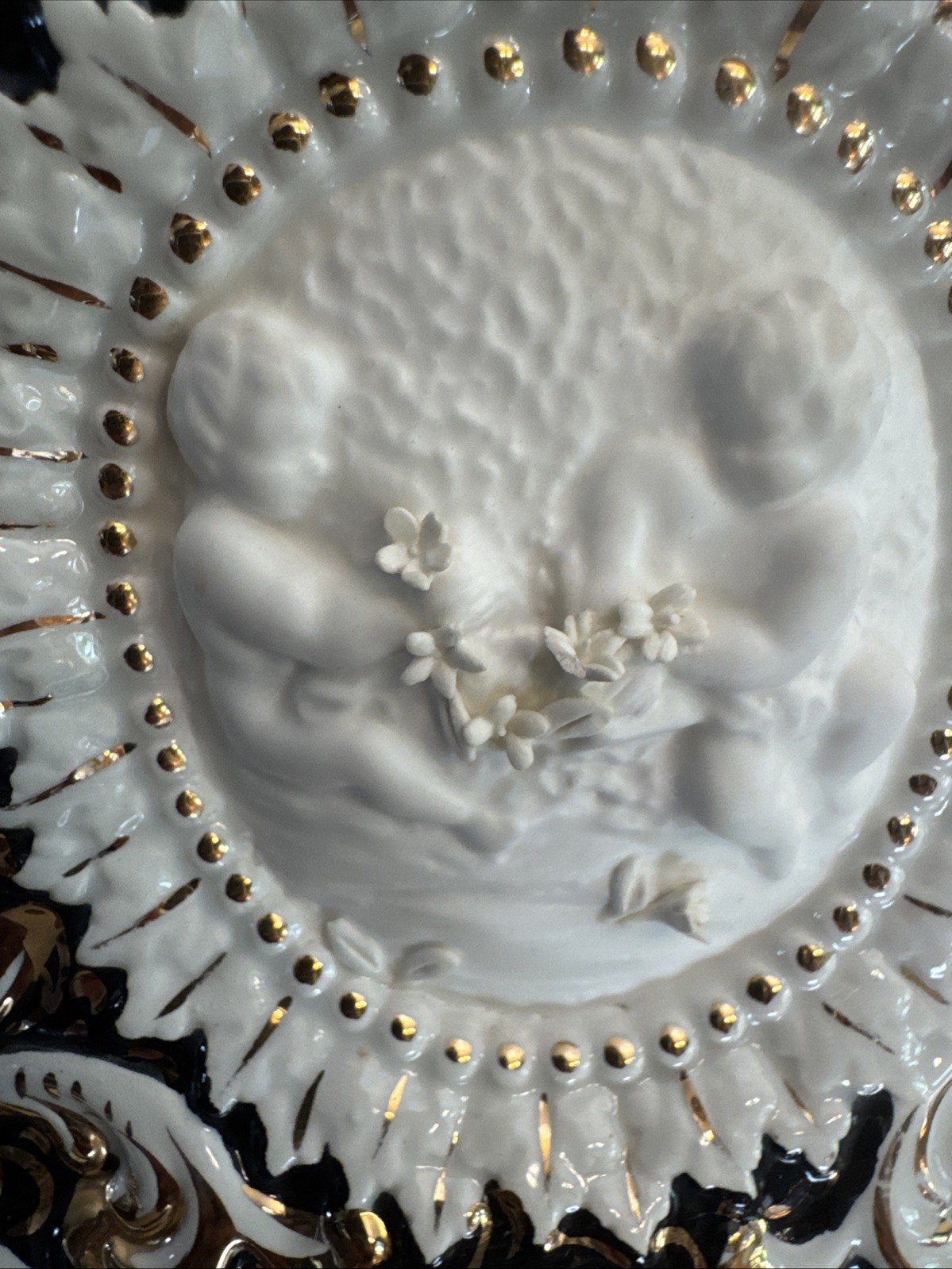 Vintage Mid Century Italian Capodimonte Cherub Porcelian Fruit Bowl Centerpiece