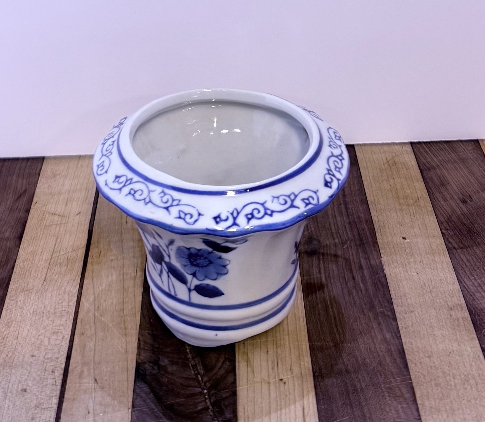 Vintage Japanese Small Planter Colbalt Blue & White 3 inches Tall x 4″ Diameter
