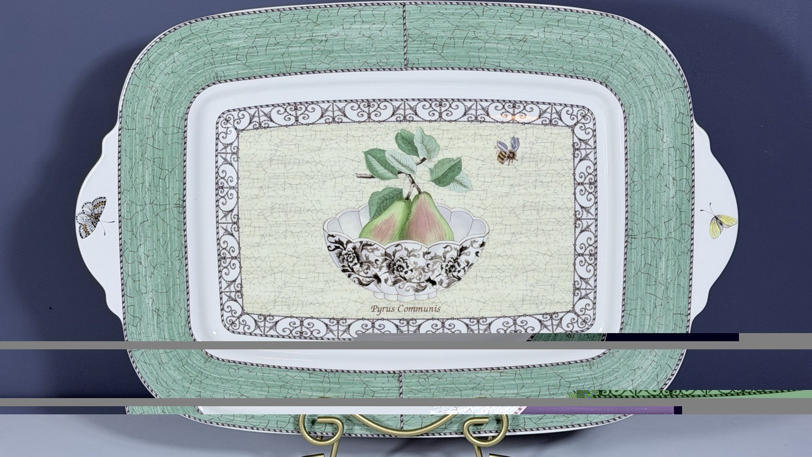 Wedgwood Sarah’s Garden Pear Platter 19.75” Queen’s Ware England 1997 UNUSED