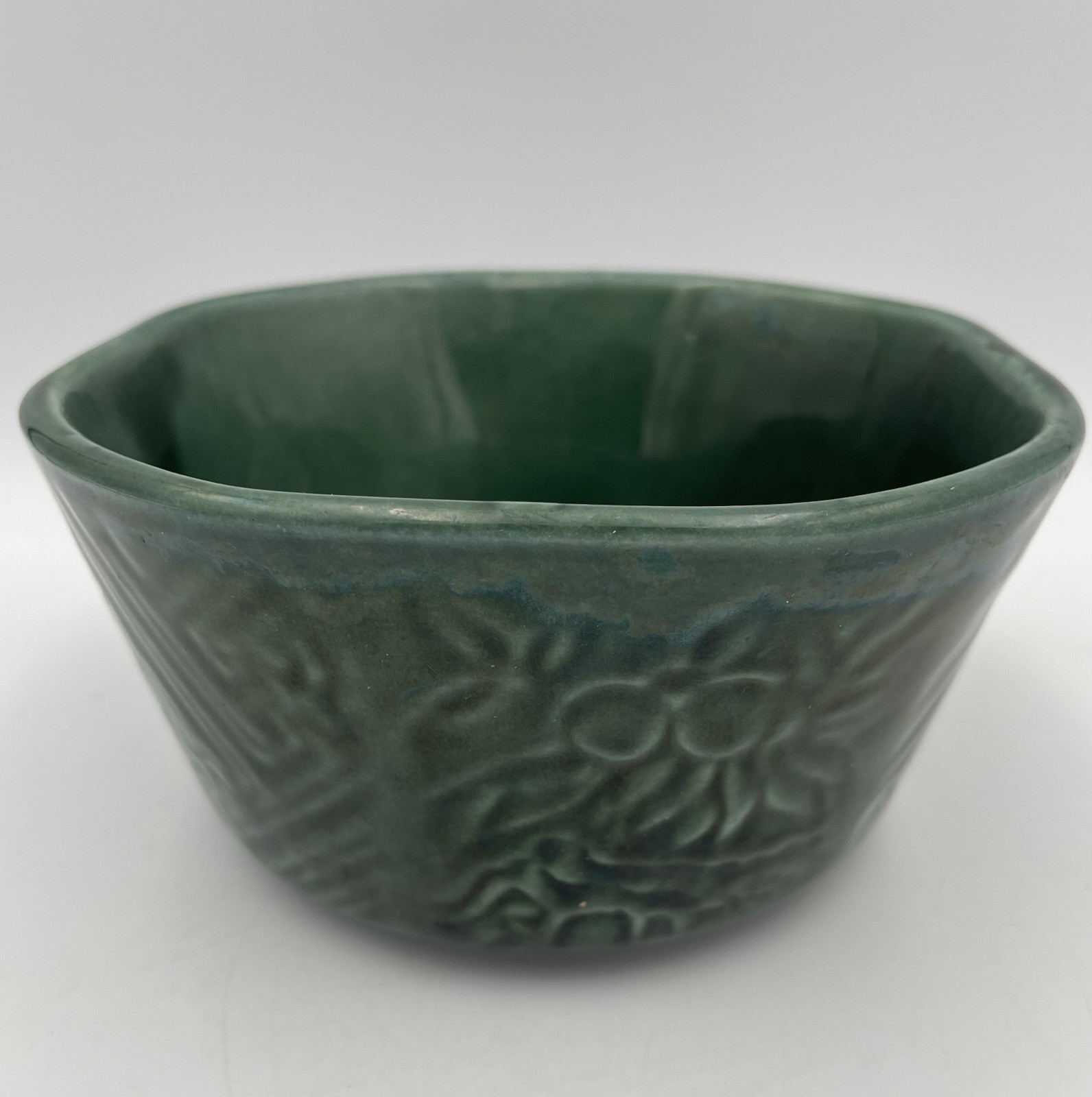 Hull Pottery USA F87 Bowl Dish Dark Green Drip Glaze Octagon 5.25” x 5.25” MCM