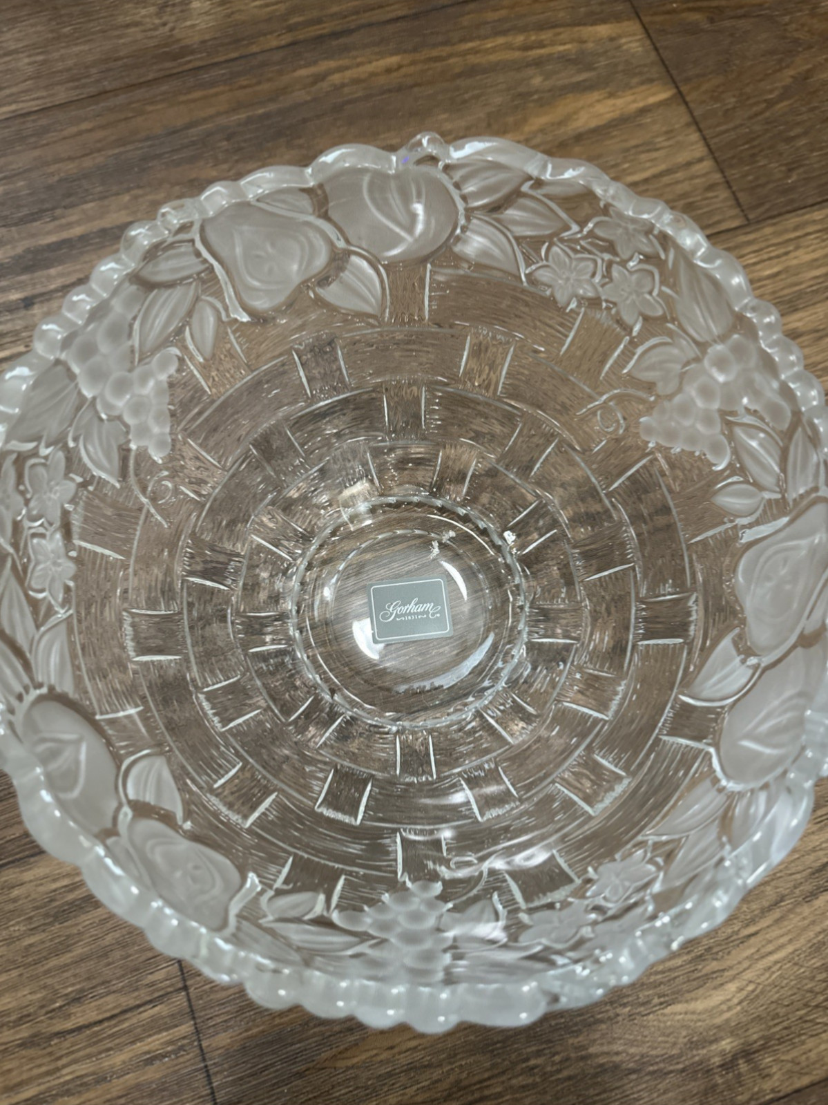 9in Gorham Crystal Spring Traditions Country Terrace Serving Bowl
