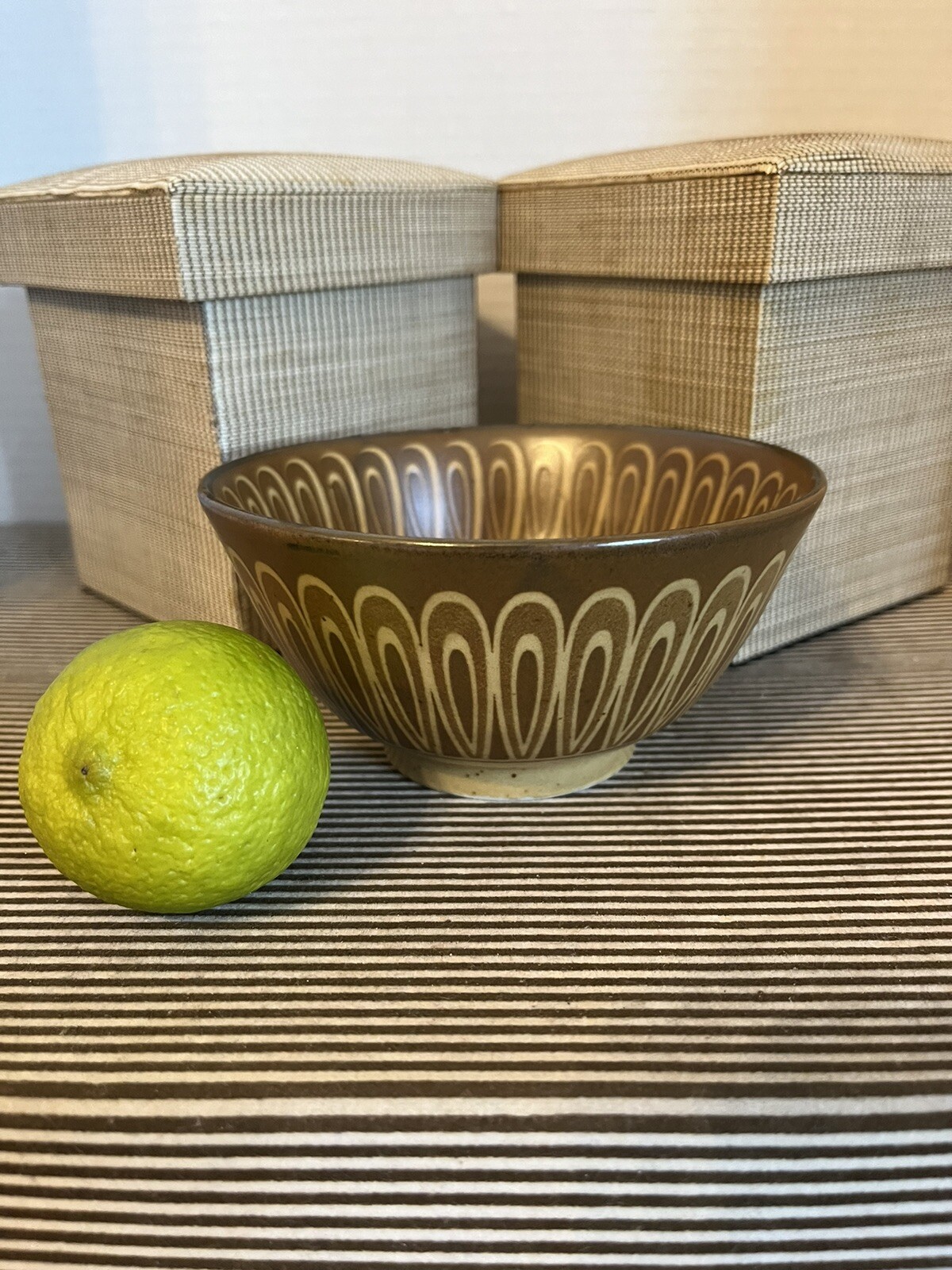 Yokohama Vintage hand painted Gorgeous Bowl Golden & Brown Swirl Pattern
