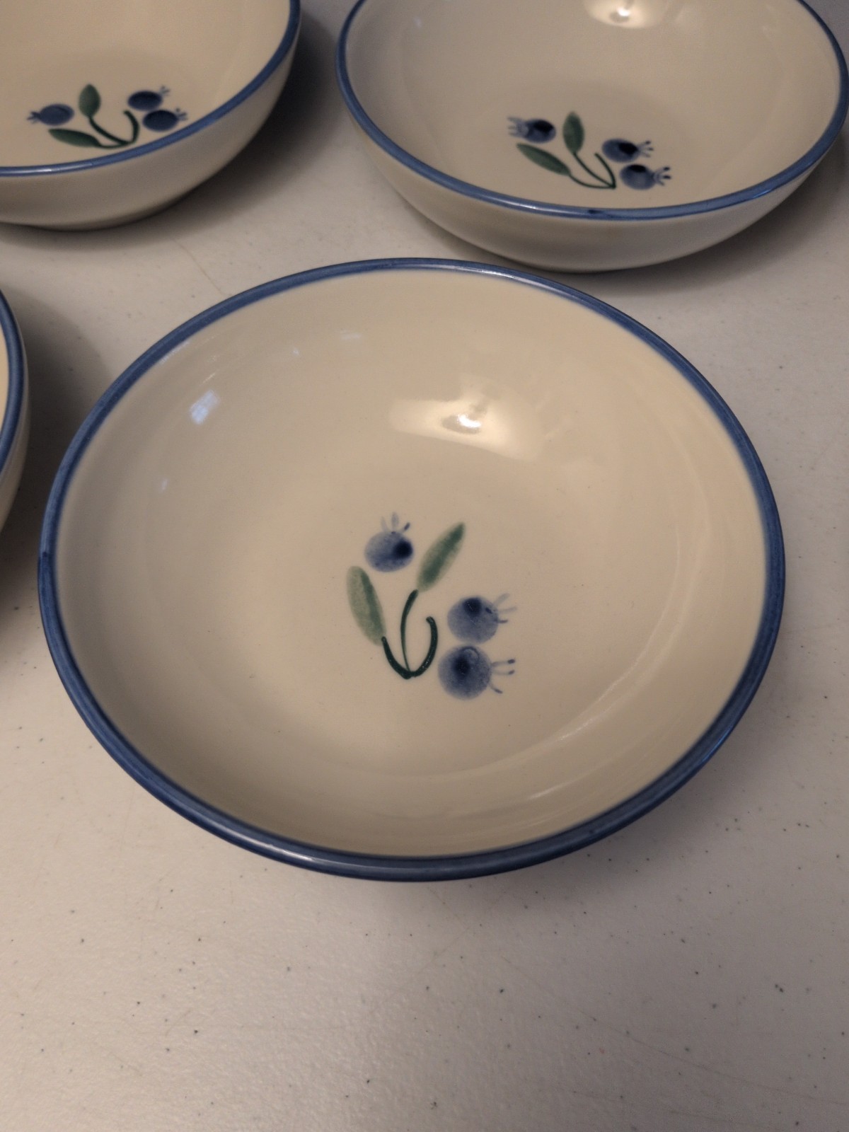VTG Set Of 2 Hartstone Pottery Soup/Cereal Bowls Wild Blueberry Pattern 6″ Diam