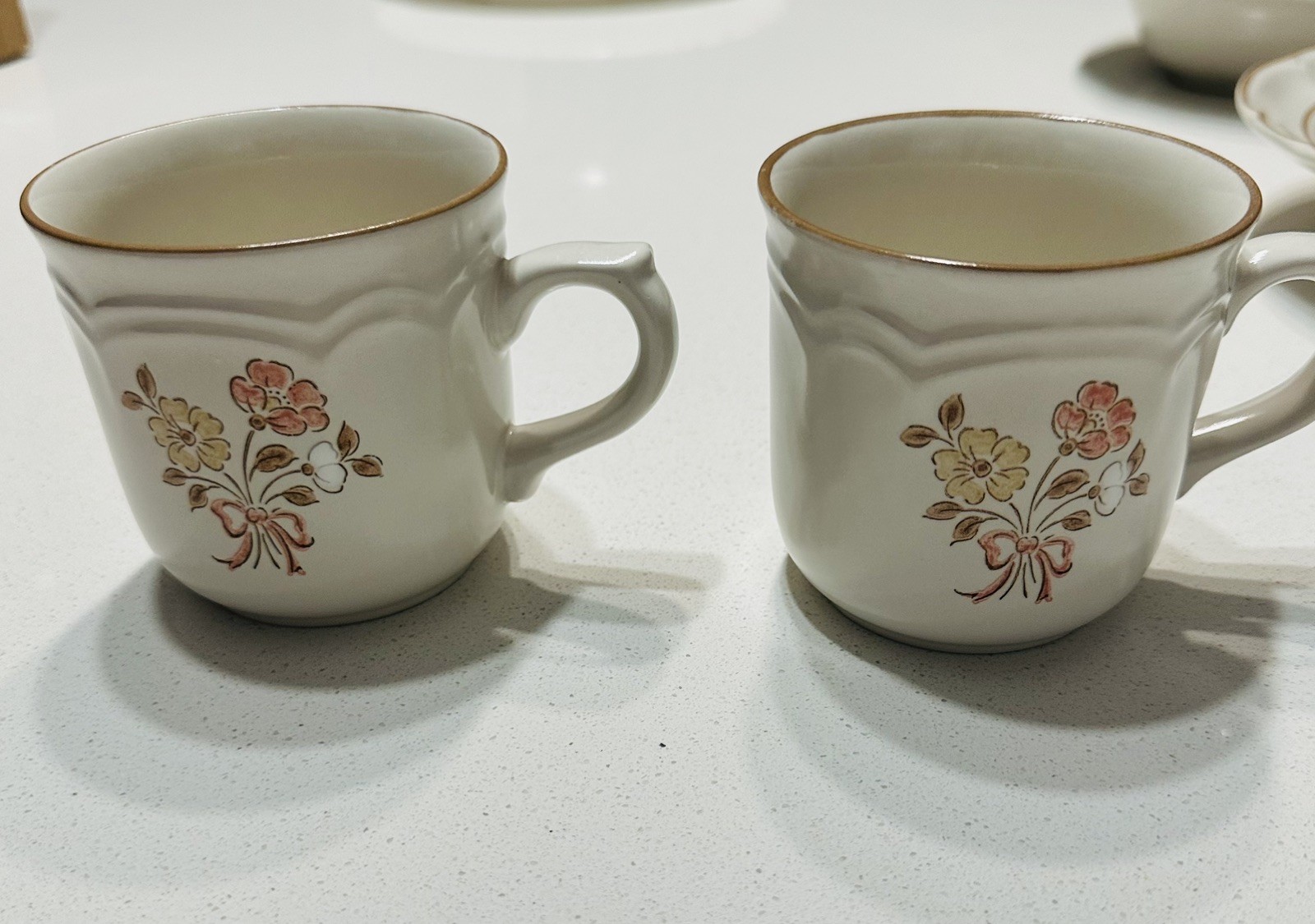 Cordella Stoneware Mixed lot BURNET