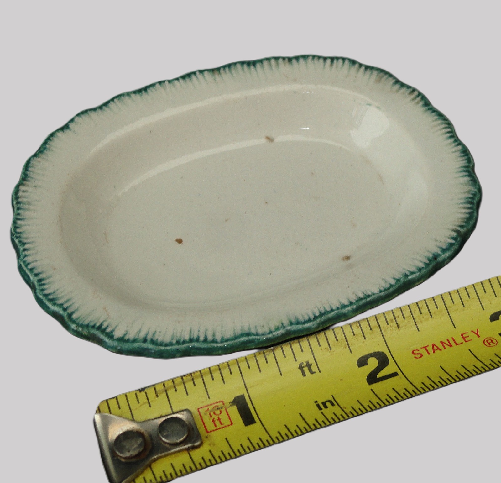 Green Feather Edge Shell Edged Pearlware Toy Platter Davenport c 1825