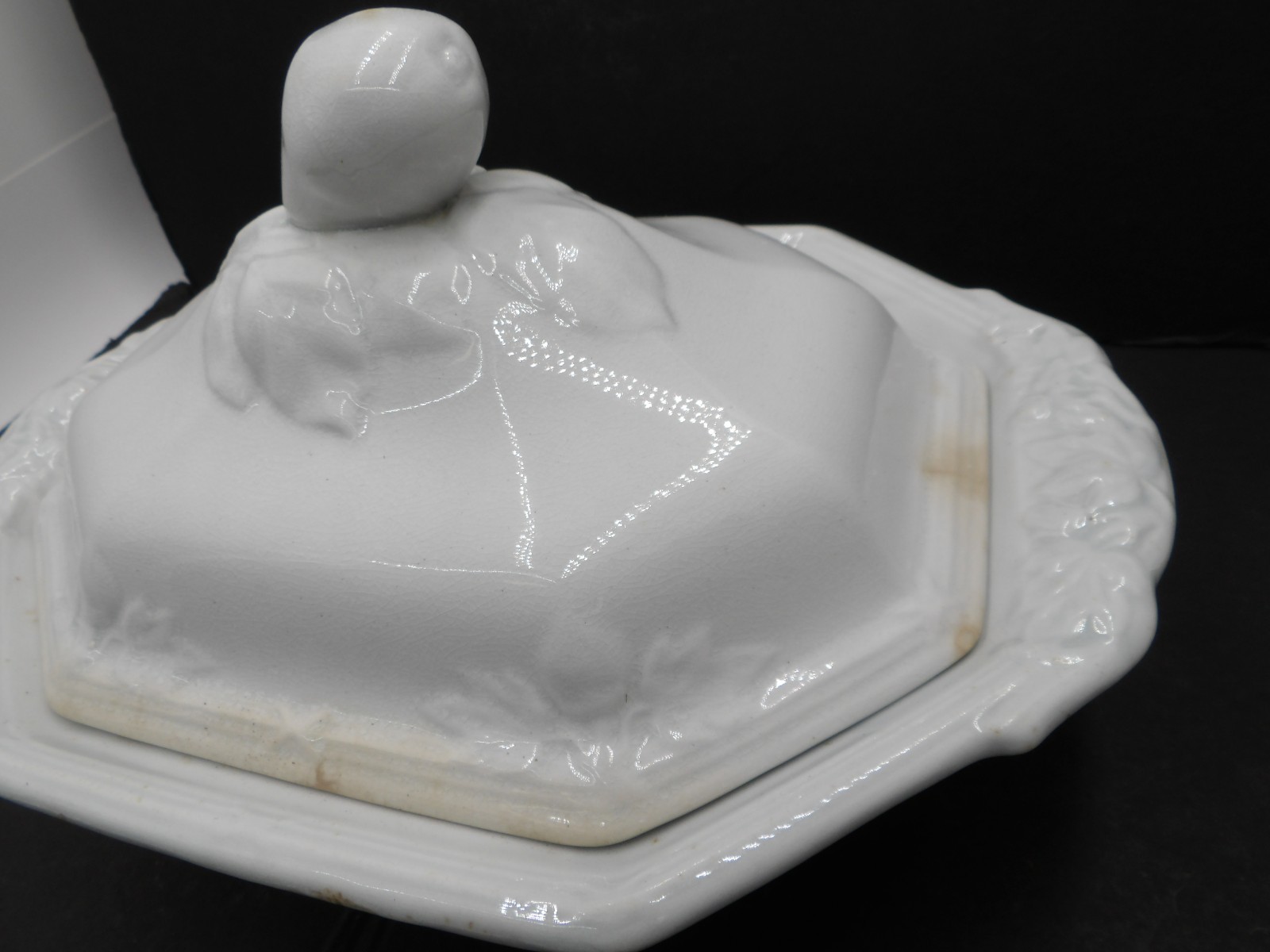 ANTIQUE WHITE IRONSTONE J WEDGWOOD FIG CASSEROLE w/ lid Diamond Mark 1856