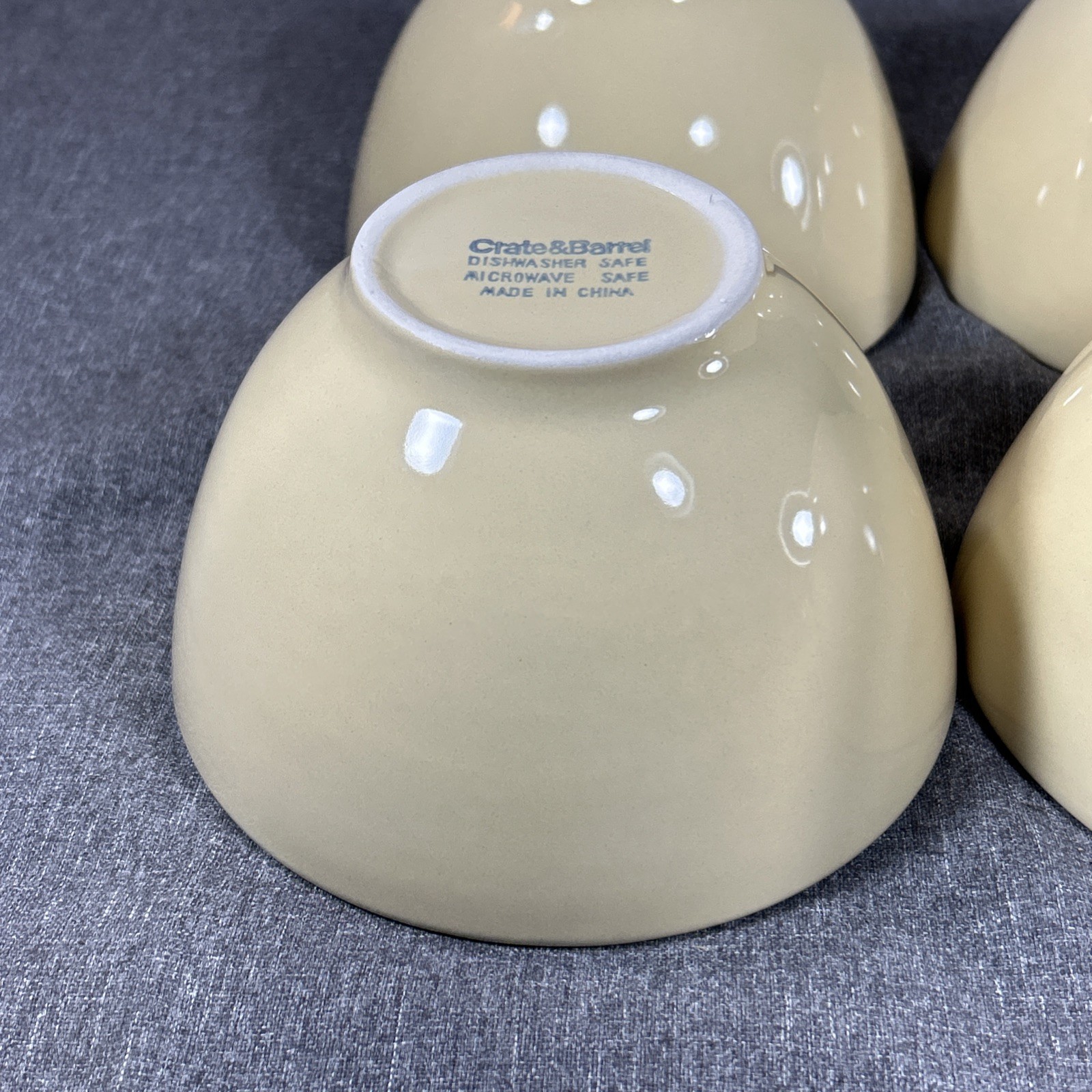Crate And Barrel Yellow Bowls Soup Cereal Ice Cream Everyday 3.75″ Deep Set 4