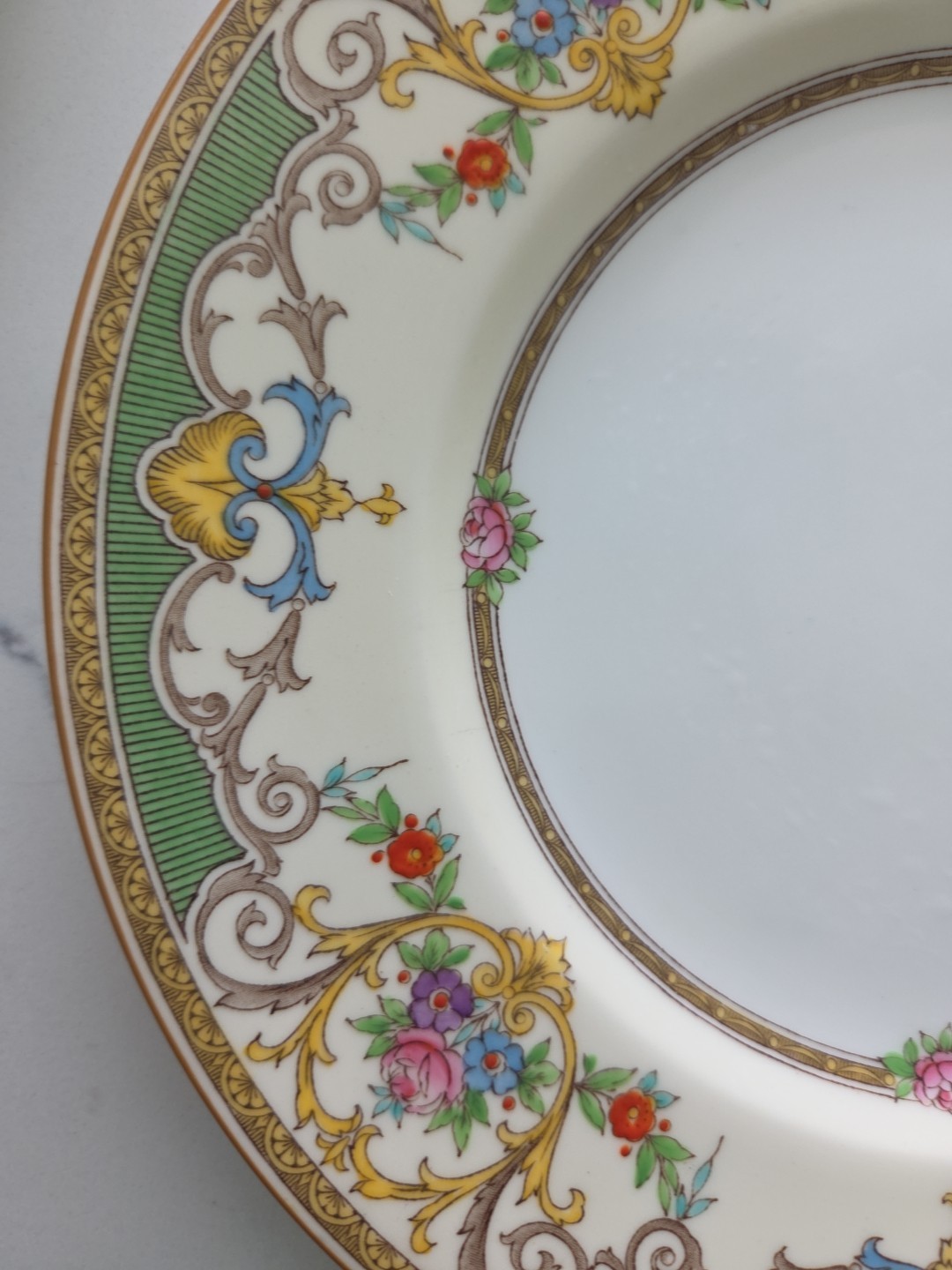 7 VINTAGE Mintons England KENORA GREEN 8 3/4 Plates Buy 1-7 Plates EUC