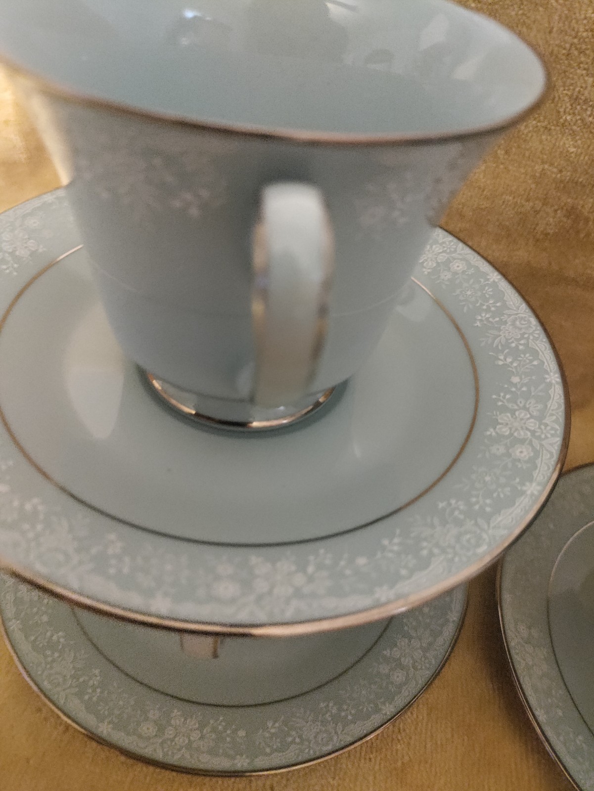 Noritake China Fidelity 4 Cup & 4 Saucers Baby Blue With Gold Trim 8003 W81