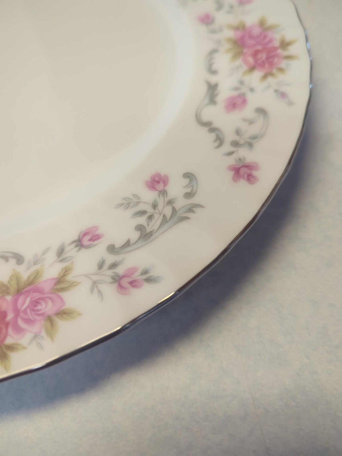 Vintage Lovely Fine China Japan 10.25″ Dinner Plate – Anne Pattern 3841