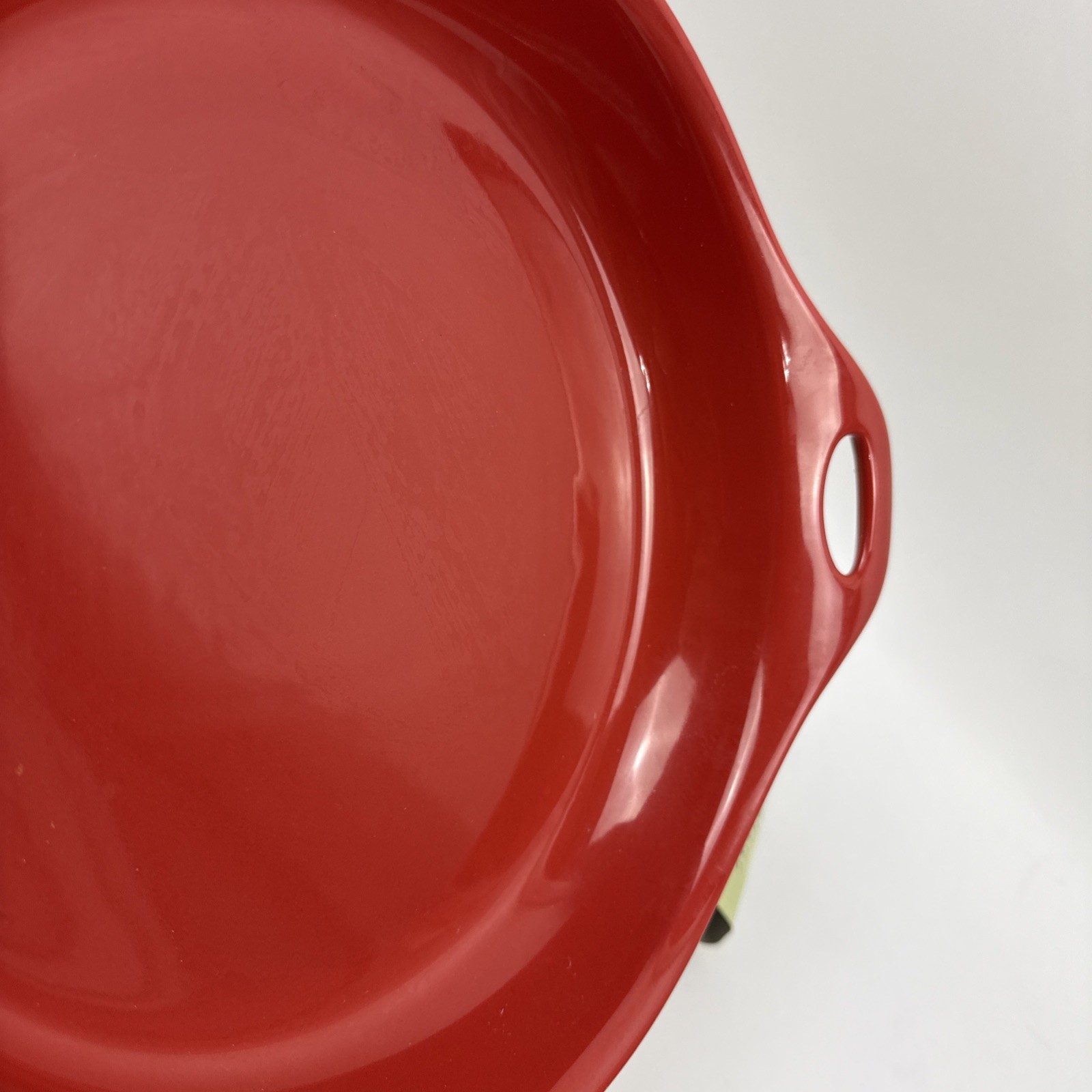 CorningWare CREATIONS Stoneware Red 10 in Round Quiche/Casserole Baking Dish