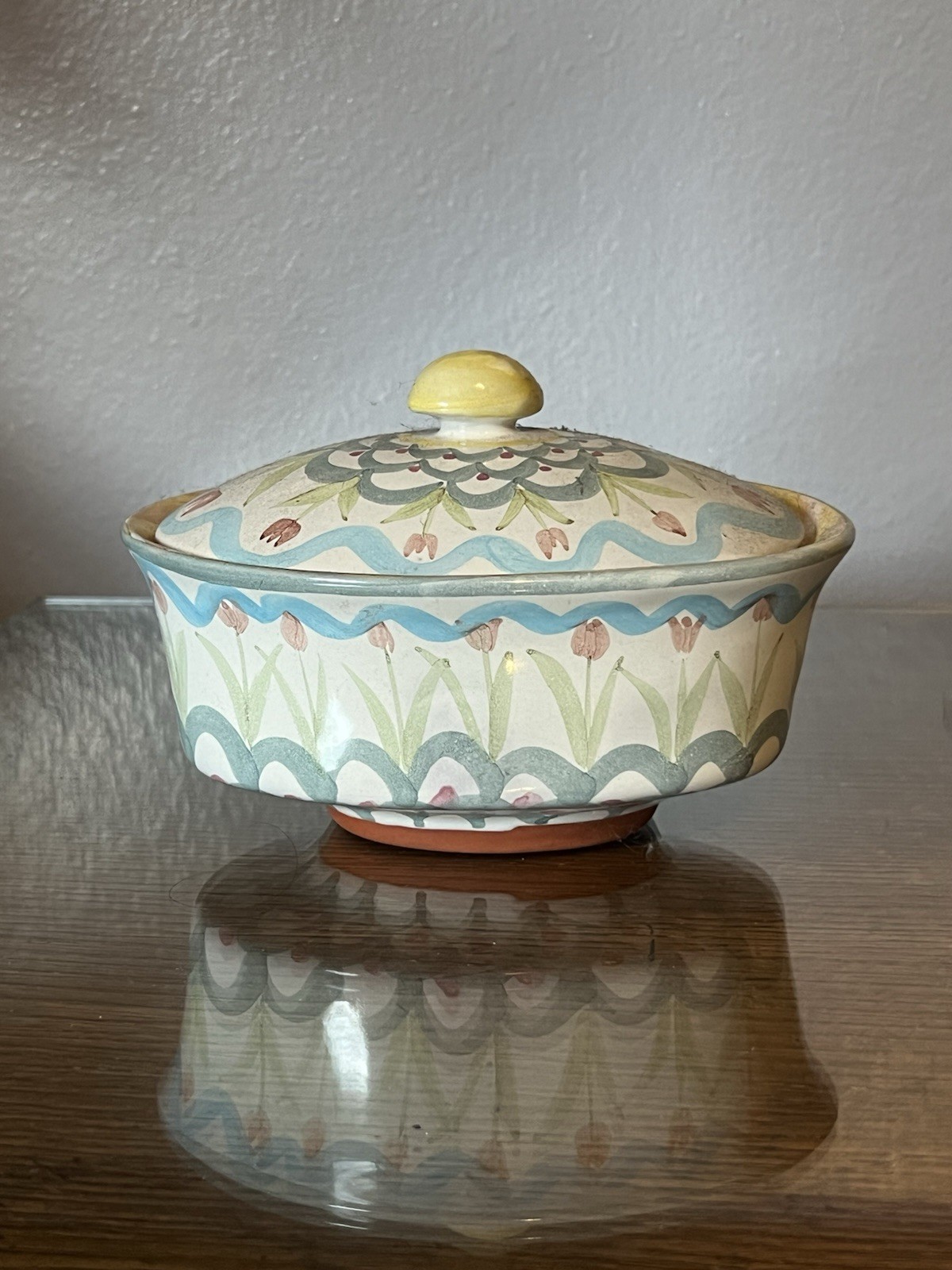 MacKenzie-Childs Taylor King Ferry Chowder Bowl With Lid 7″x5″x5″ Terracotta
