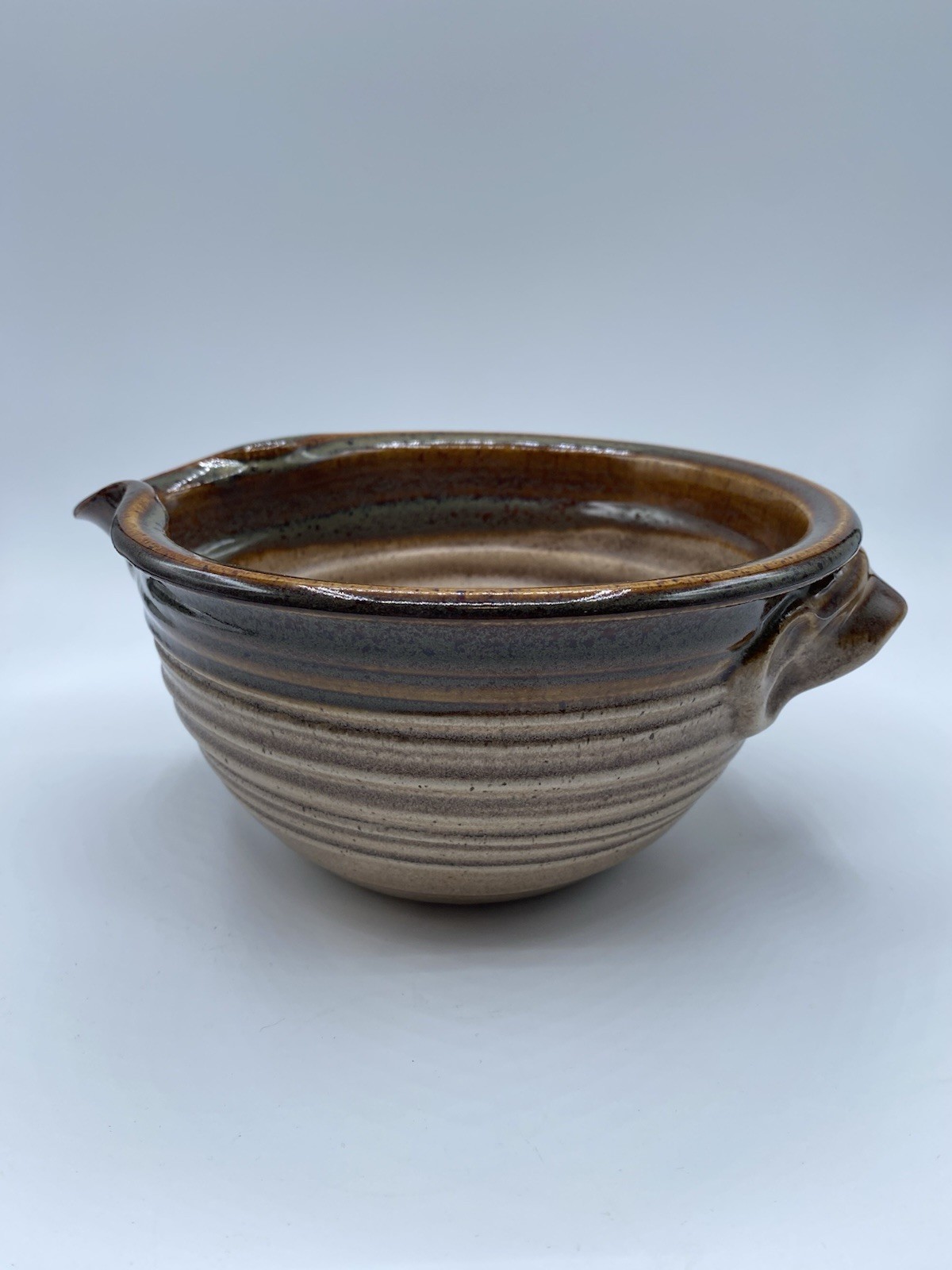 Studio Art Pottery Beige Brown Drip Glaze Ribbed Bowl w/Handle and Spout