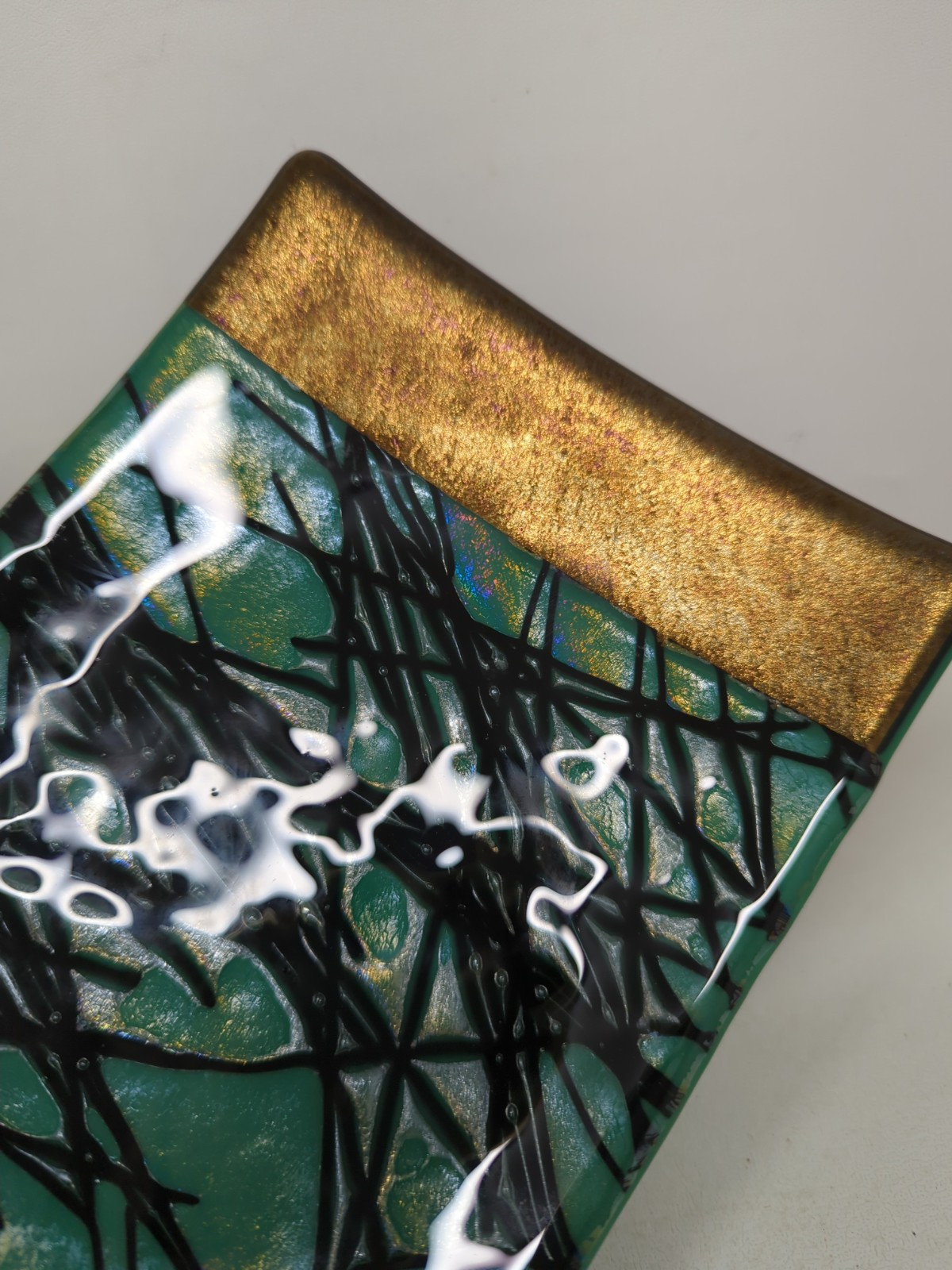 Kurt McVay Signed Fused Art Glass Iridescent Tray Green Black Bronze 9×6 Sushi