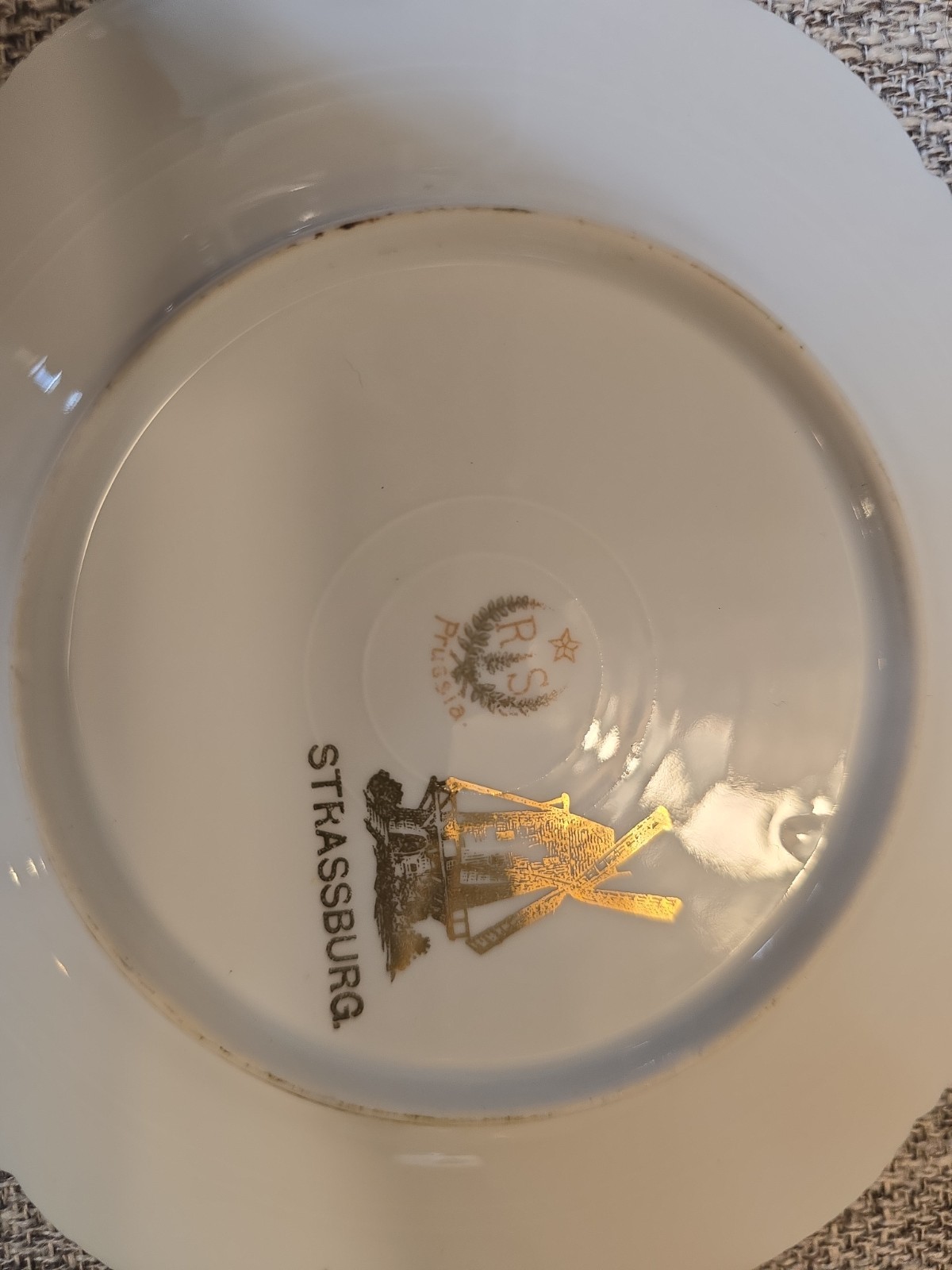 RS Prussia Strassburg Pair Of Dahlia Plates, 6 3/8″