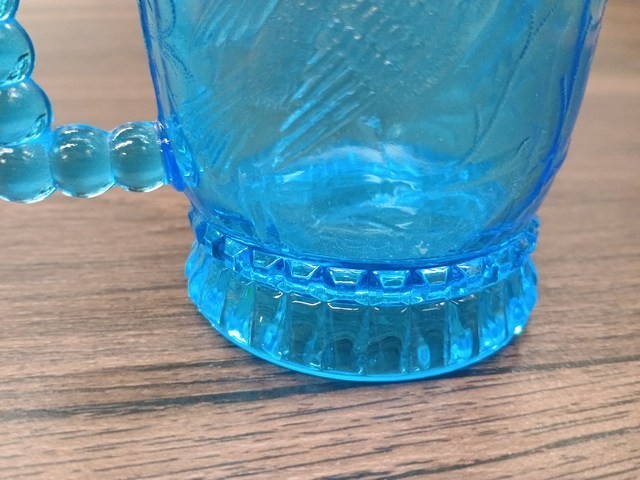 Bryce Bro’s Bird On A Branch 3-1/4″ Mug Blue Pressed Glass 1800’s #1302 BLUB11