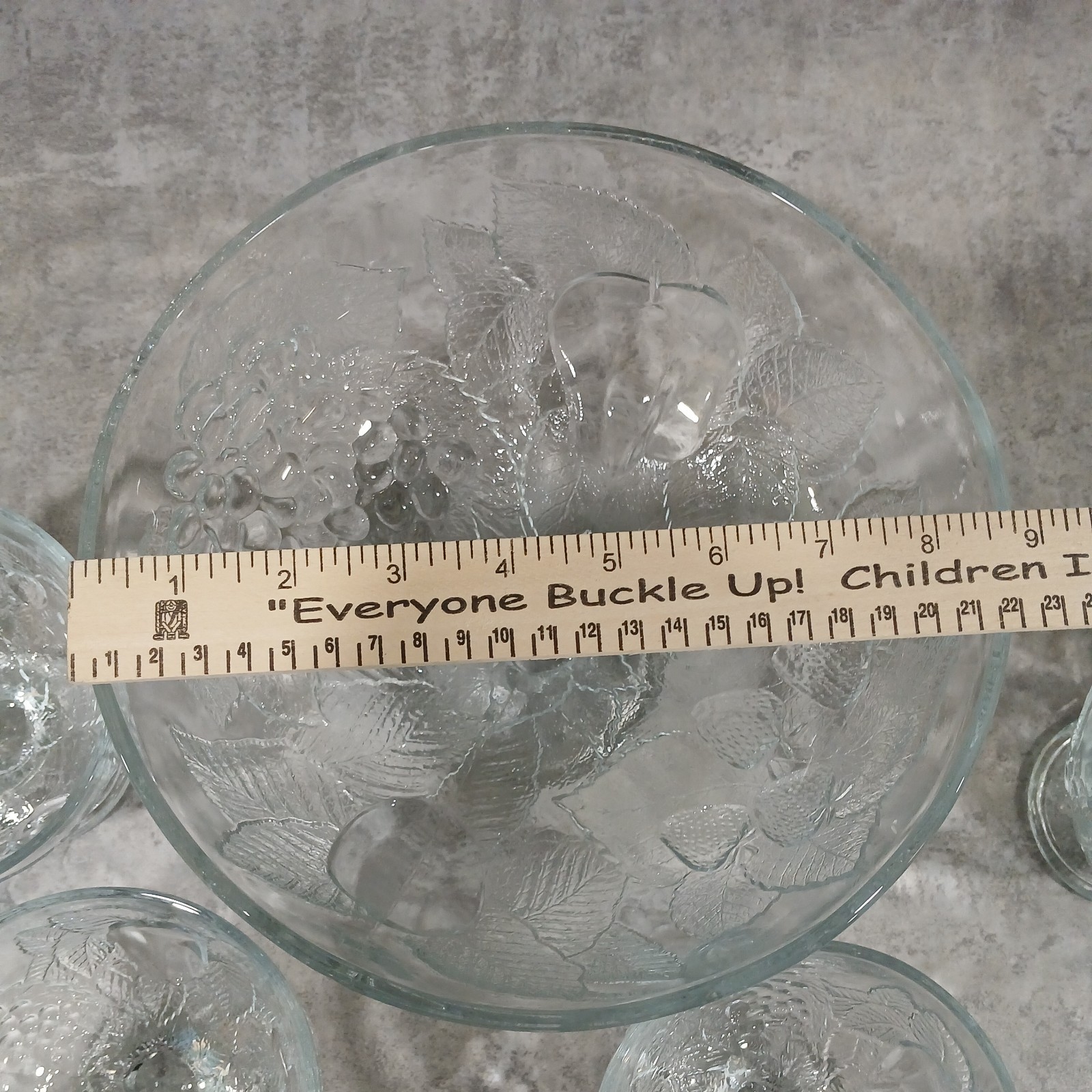 Set Of 5. Pasabahce Pressed Fruit Glass Serving Bowl And Dessert Footed Bowls