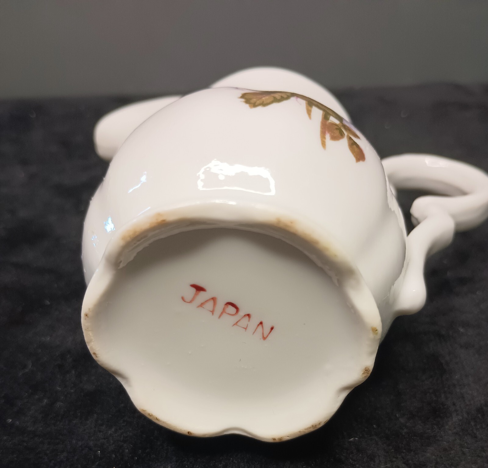 Small China Tea cup and saucer, Creamer, and Sugar bowl with lid / Japan