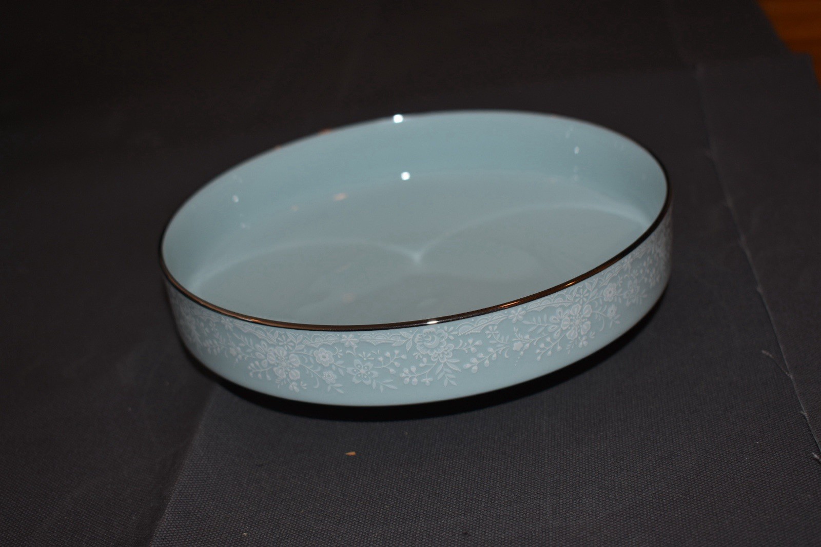 Noritake Fidelity 8003 W81 Porcelain Dinner Set Light Blue Service for 12, 91pc