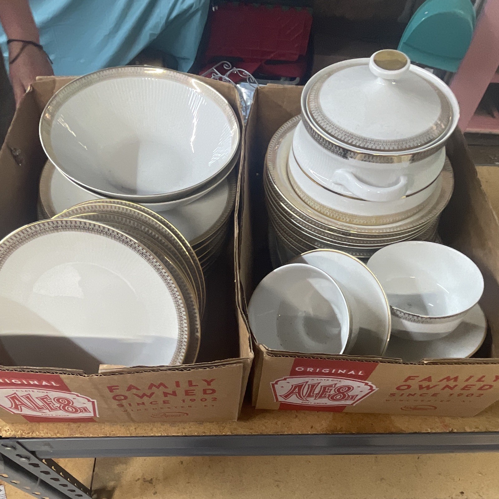 Mitterteich dish set. Very good shape. Never been used. 32 pieces total.