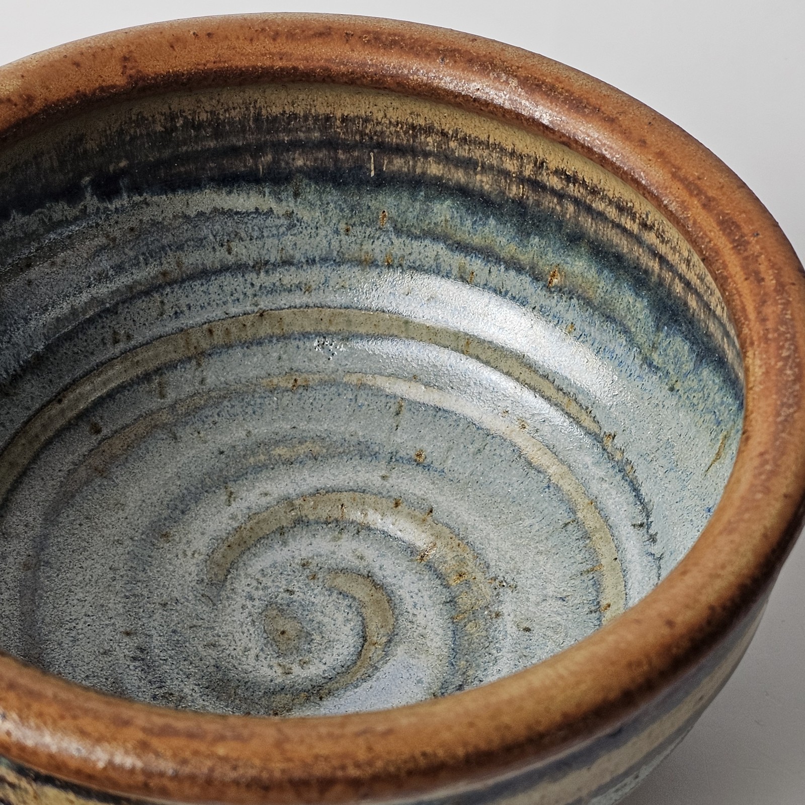 Signed Studio Art Pottery Green Brown Drip Glaze Coffee Ceramic Soup Mug 18oz