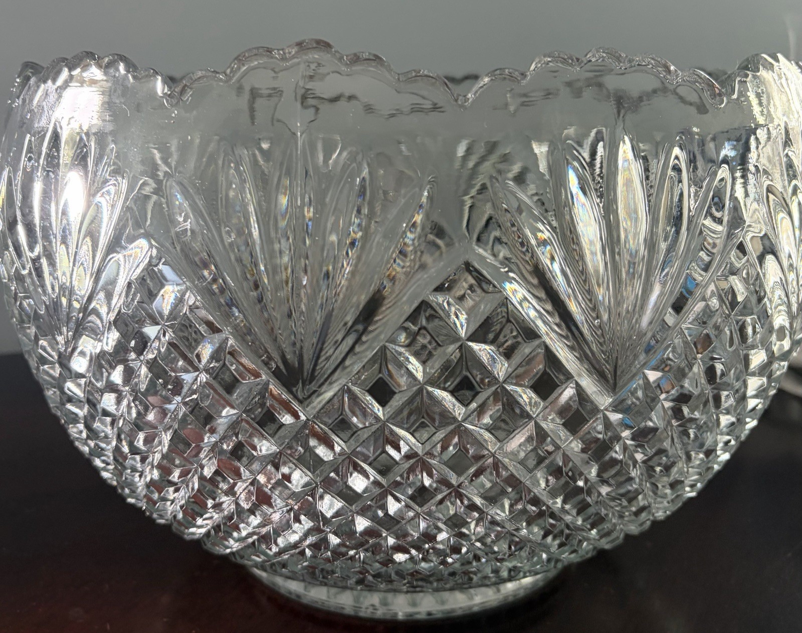 Vintage LE Smith Glass Pineapple/Fan Cut Punch Bowl w/21 Cups Set