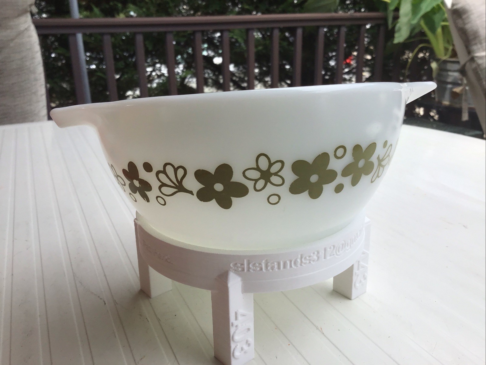 Vintage Pyrex Spring Blossom Green 441 Cinderella Mixing Bowl 1.5 PT Crazy Daisy