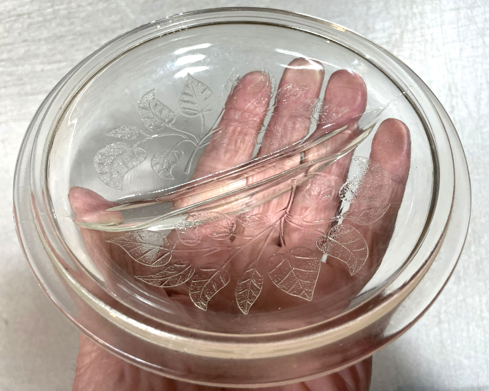 Vintage Glass Casserole Lid Leaf Pattern 6 1/4 x 5 1/4 Rims H1A1G Hammercraft