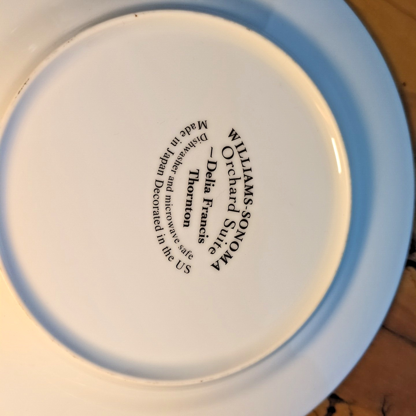 Williams-Sonoma Orchard Suite Salad Plate Peach/Plum 8″ George du Maurier/Delia