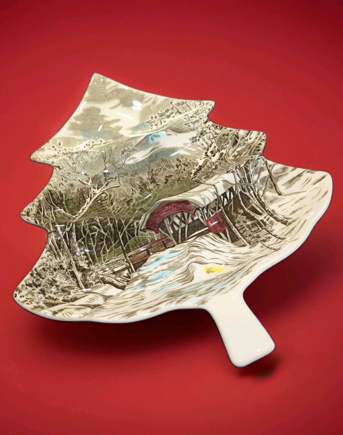 Johnson Bros Friendly Village Covered Bridge 14″ Christmas Tree Serving Dish