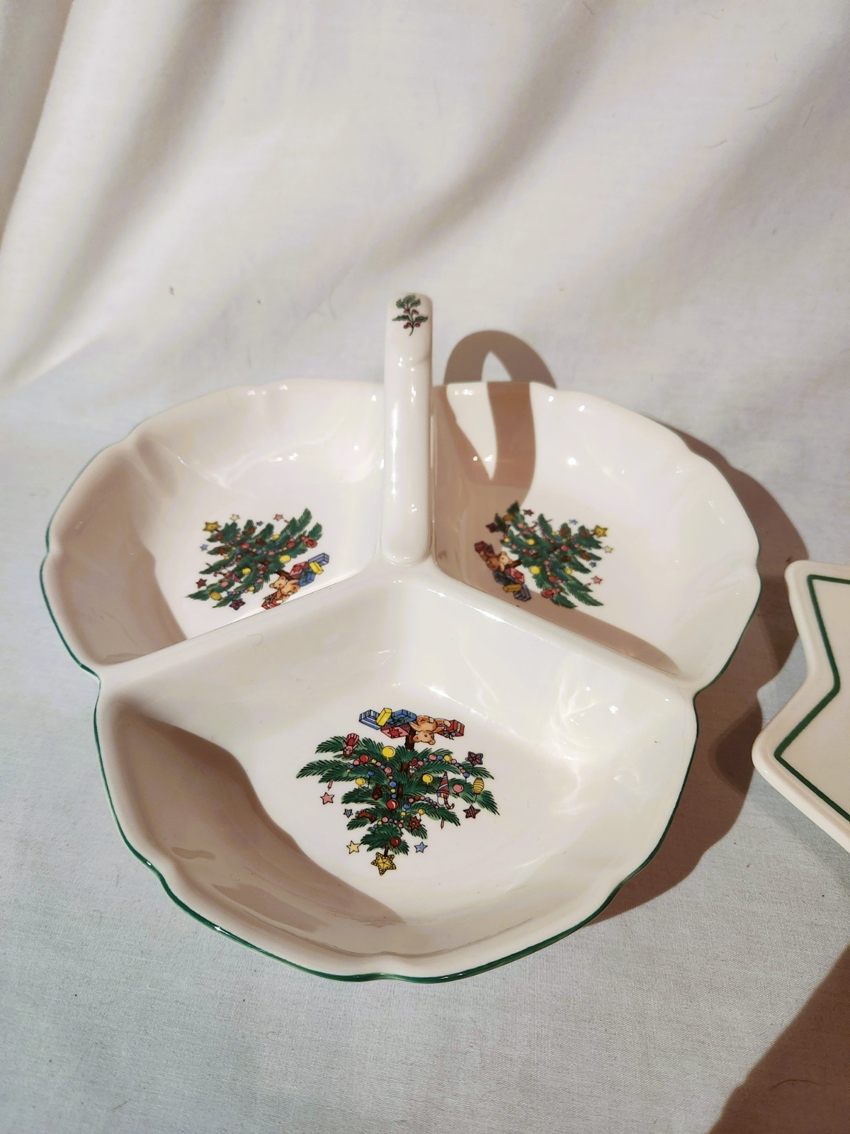 2 Pieces Nikko CHRISTMASTIME Handled Divided Dish & Candy Dish – Japan – MINT