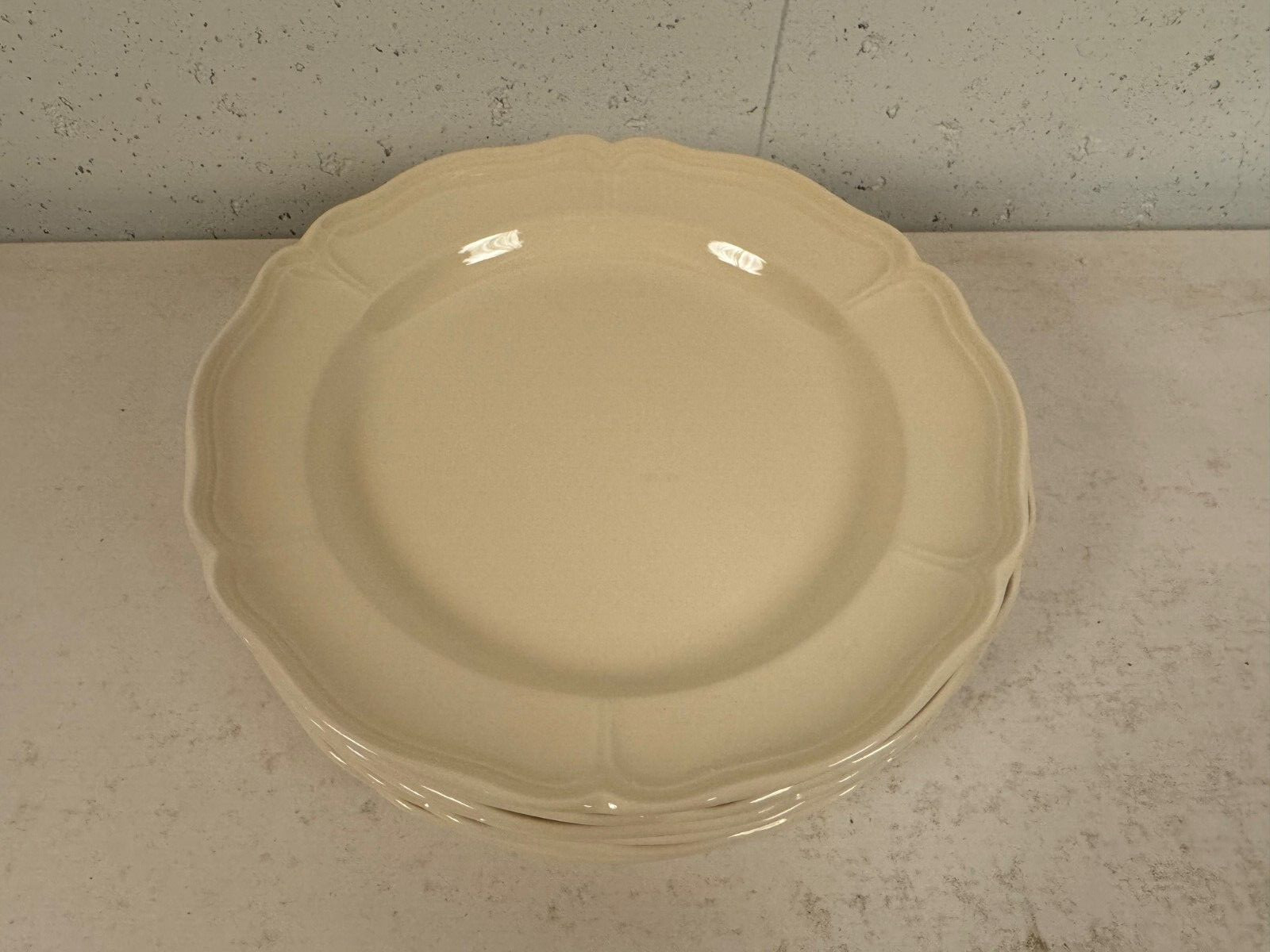Wedgwood Porcelain Queens Shape Set of 12 Dinner Plates 10 1/4″