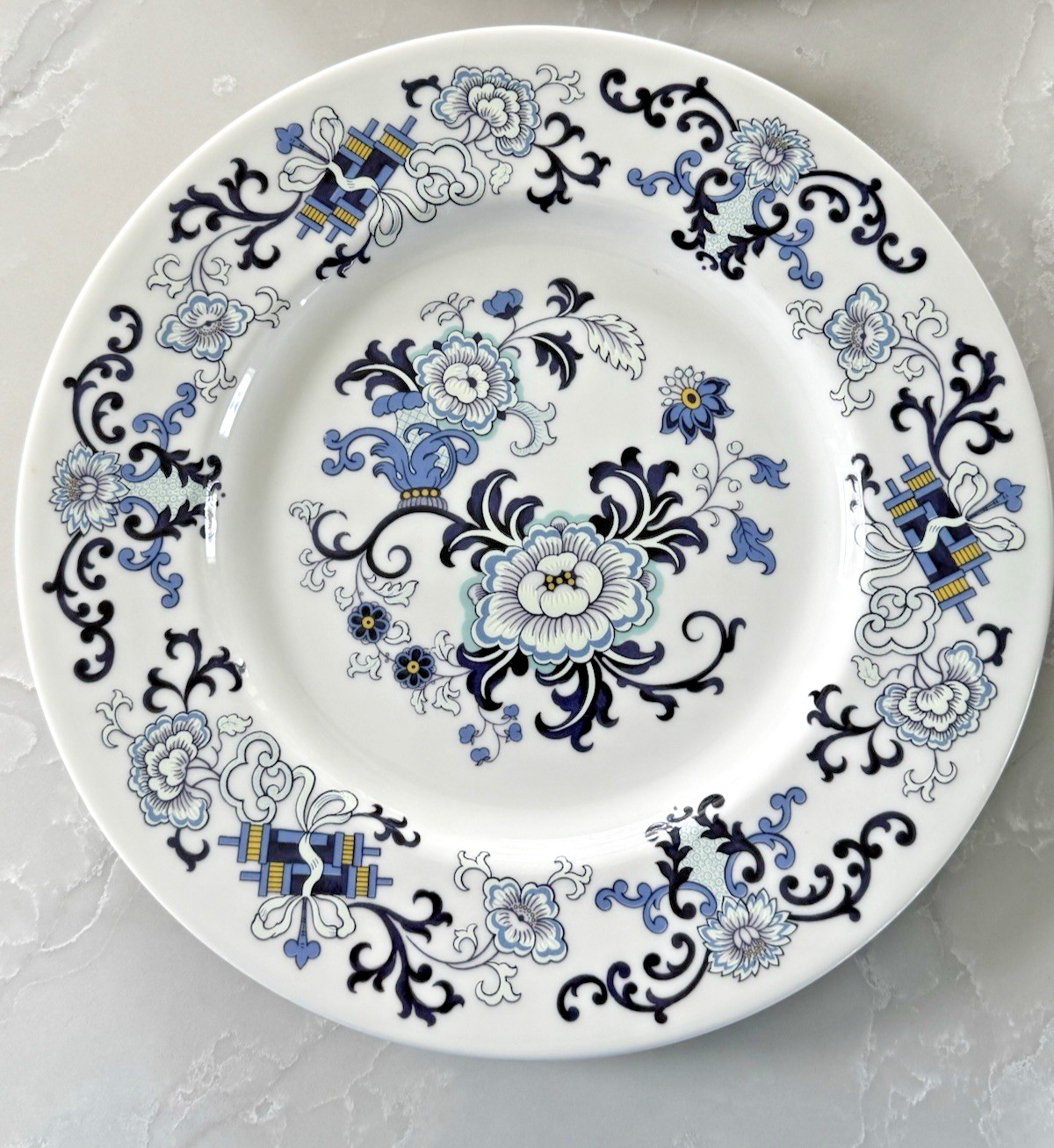 NANKIN TC1091 by Royal Doulton Soup Bowl, Salad & Dinner Plates made England