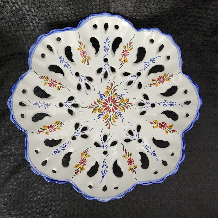 VTG RCCL Fruit Bowl Reticulated Hand Painted Portugal Signed Pottery Floral 14″